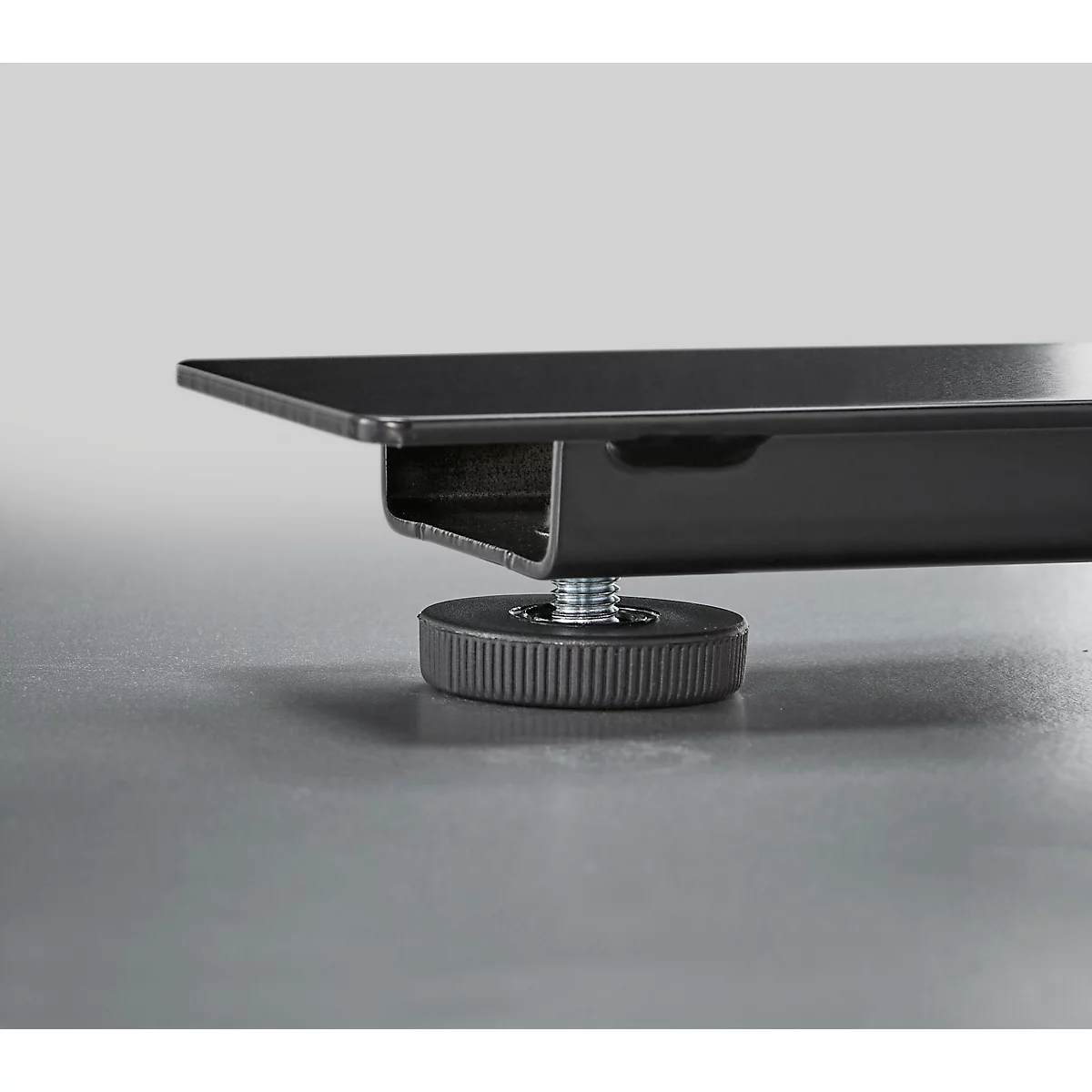 Schreibtisch mit Bambus-Zubehörschublade & Kabelkanal aus Recyclingfilz, elektrisch höhenverstellbar, B 1600 x T 800 x H 605–1265 mm, graphit/schwarz