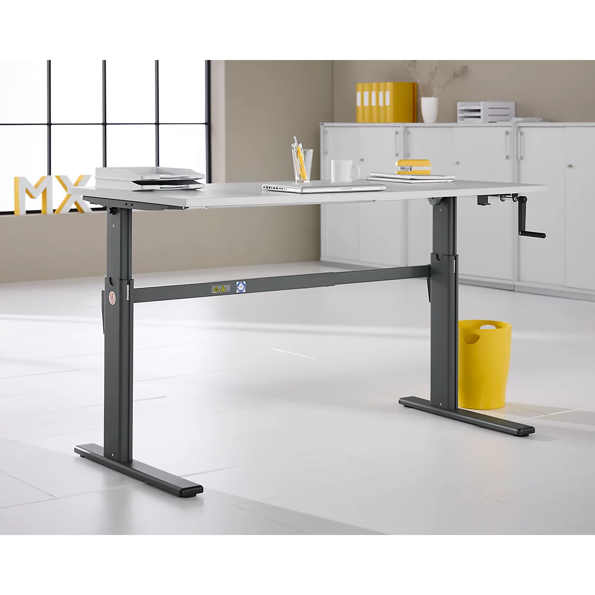 Schreibtisch Multiflex, manuell höhenverstellbar mit Kurbel, B 1600 x T 800 x H 700-1180 mm, lichtgrau/anthrazit