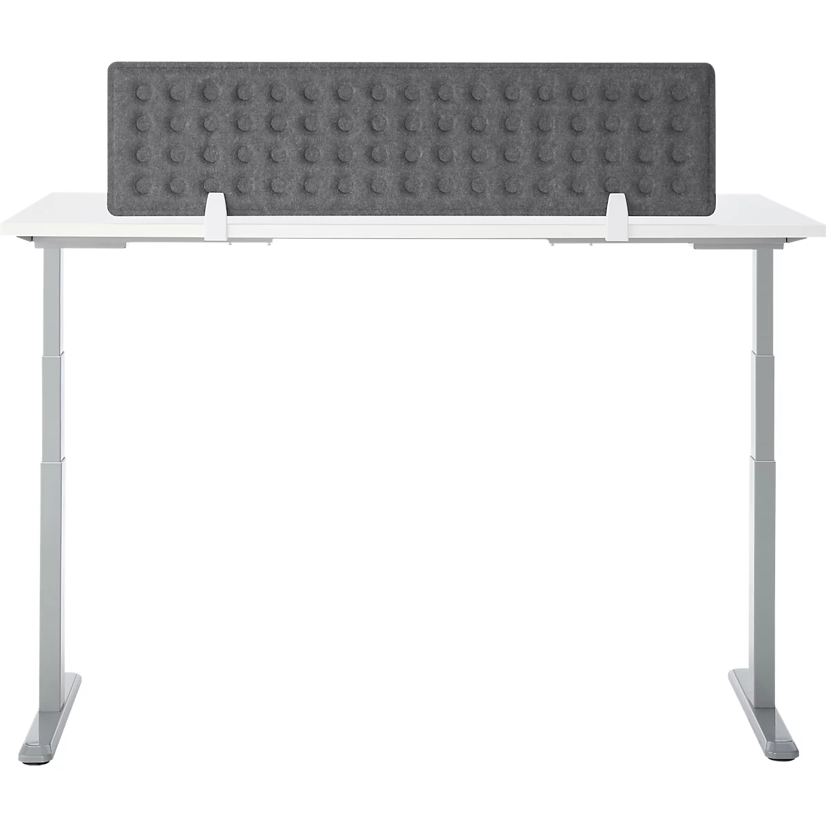 Ein höhenverstellbarer, weißer Schreibtisch mit grauer Filzabdeckung.