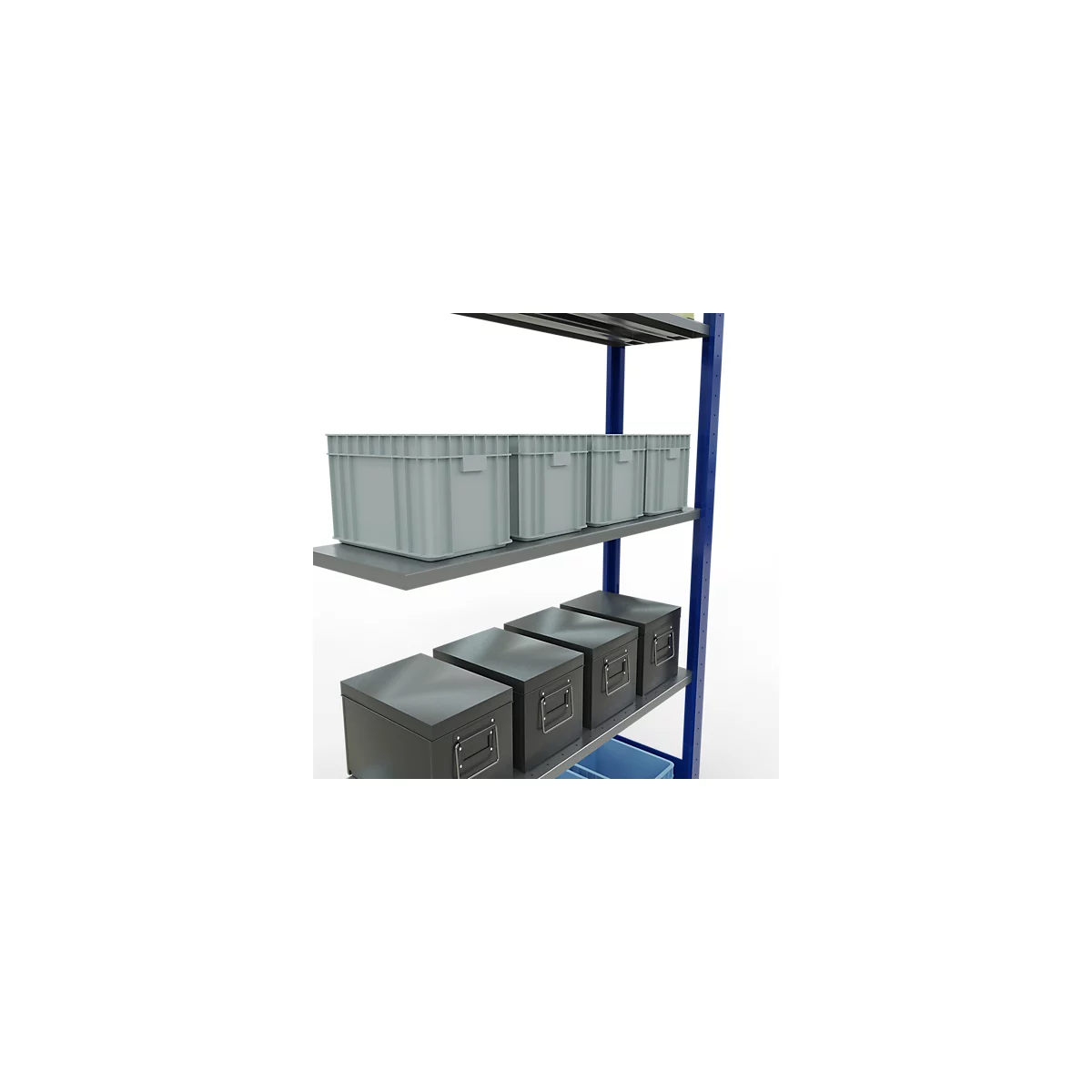 Grijze dozen en kratten op een magazijnplank.