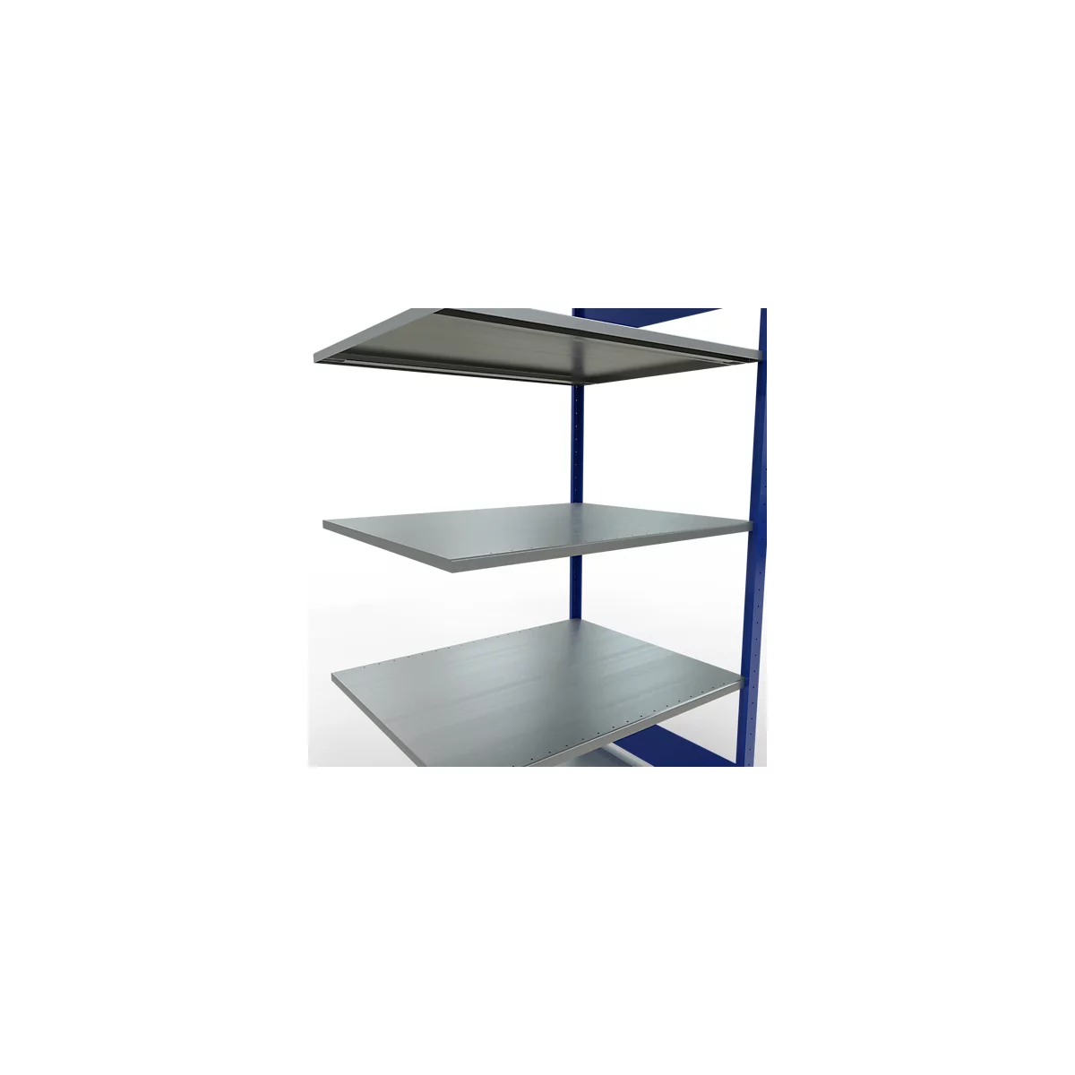 Rek met drie metalen planken en blauw frame. Vooraanzicht, lichte achtergrond.