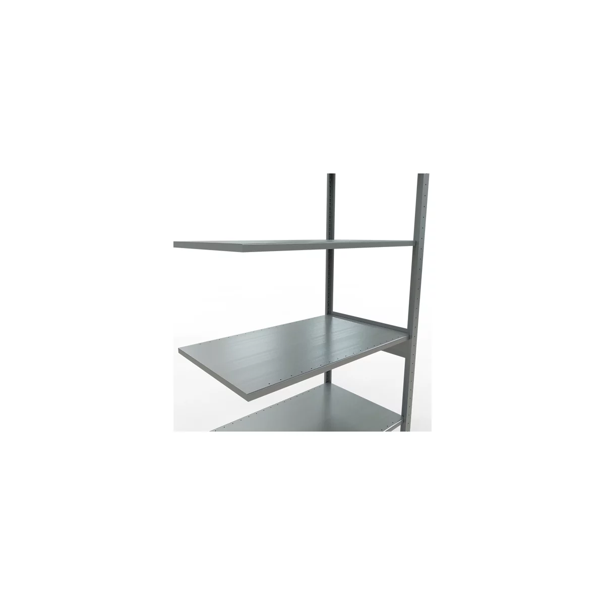 Metalen plank met meerdere planken en steunen. Grijze kleur, lichte achtergrond.