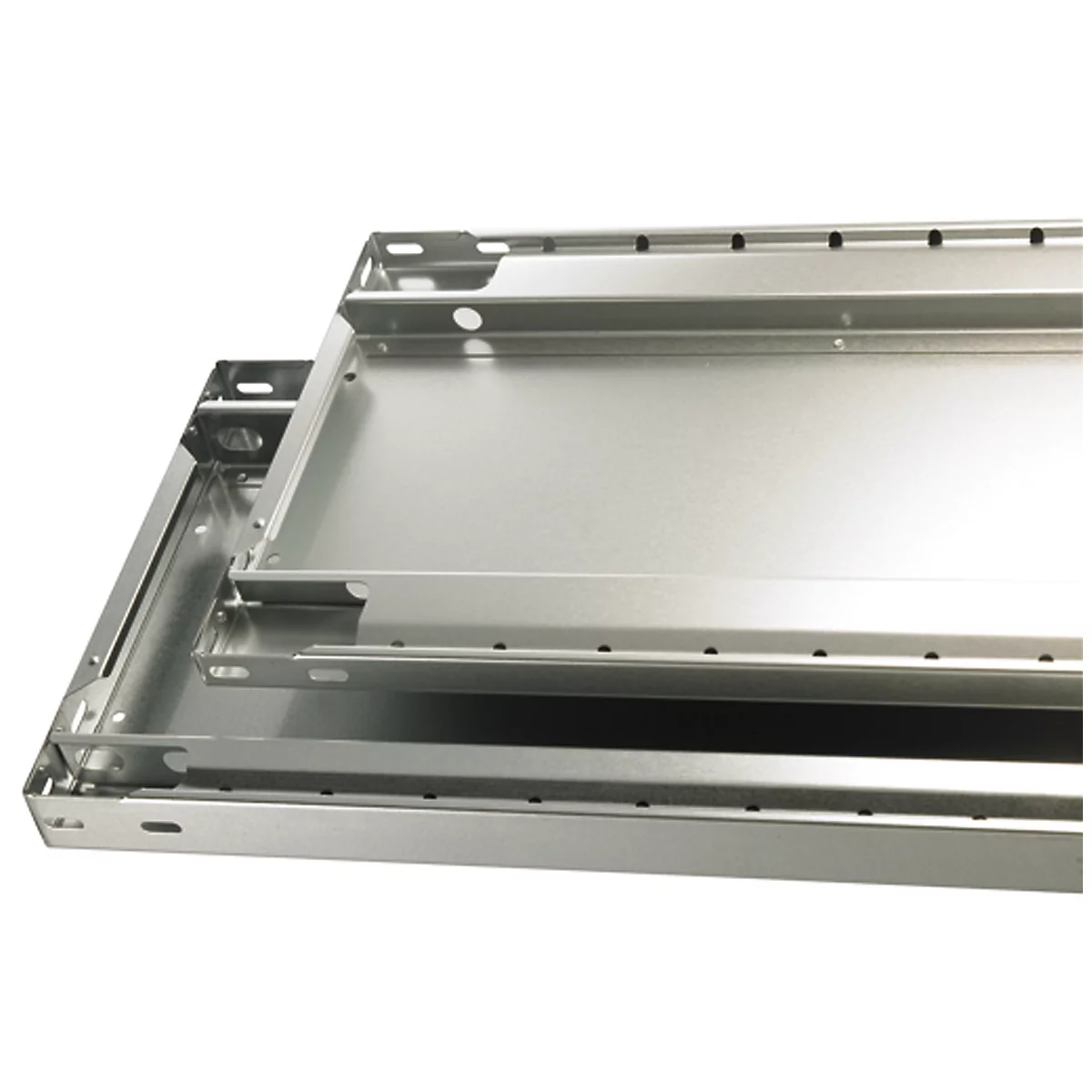 Bovenaanzicht van een metalen frame. Verschillende overlappende, zilverkleurige metalen frames, met gaten en spanten.