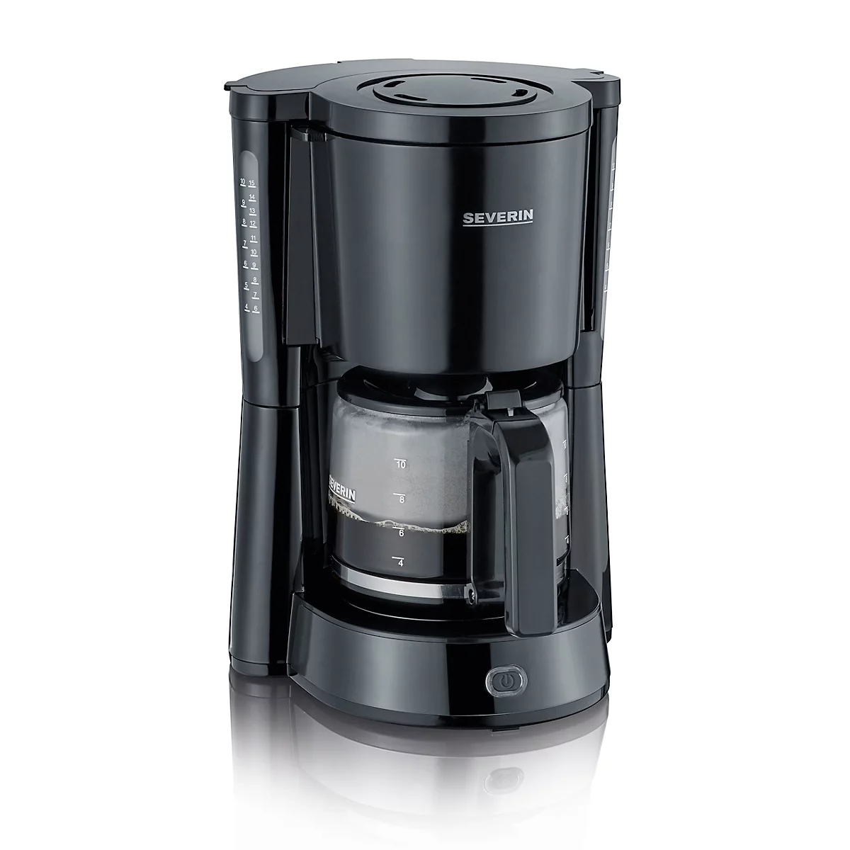 Zwarte Severin koffiemachine. Glazen kan, bedieningspaneel met knop.