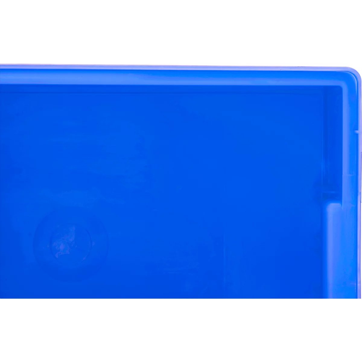 Nahaufnahme einer blauen, rechteckigen Kunststoffbox mit markanten Kanten.