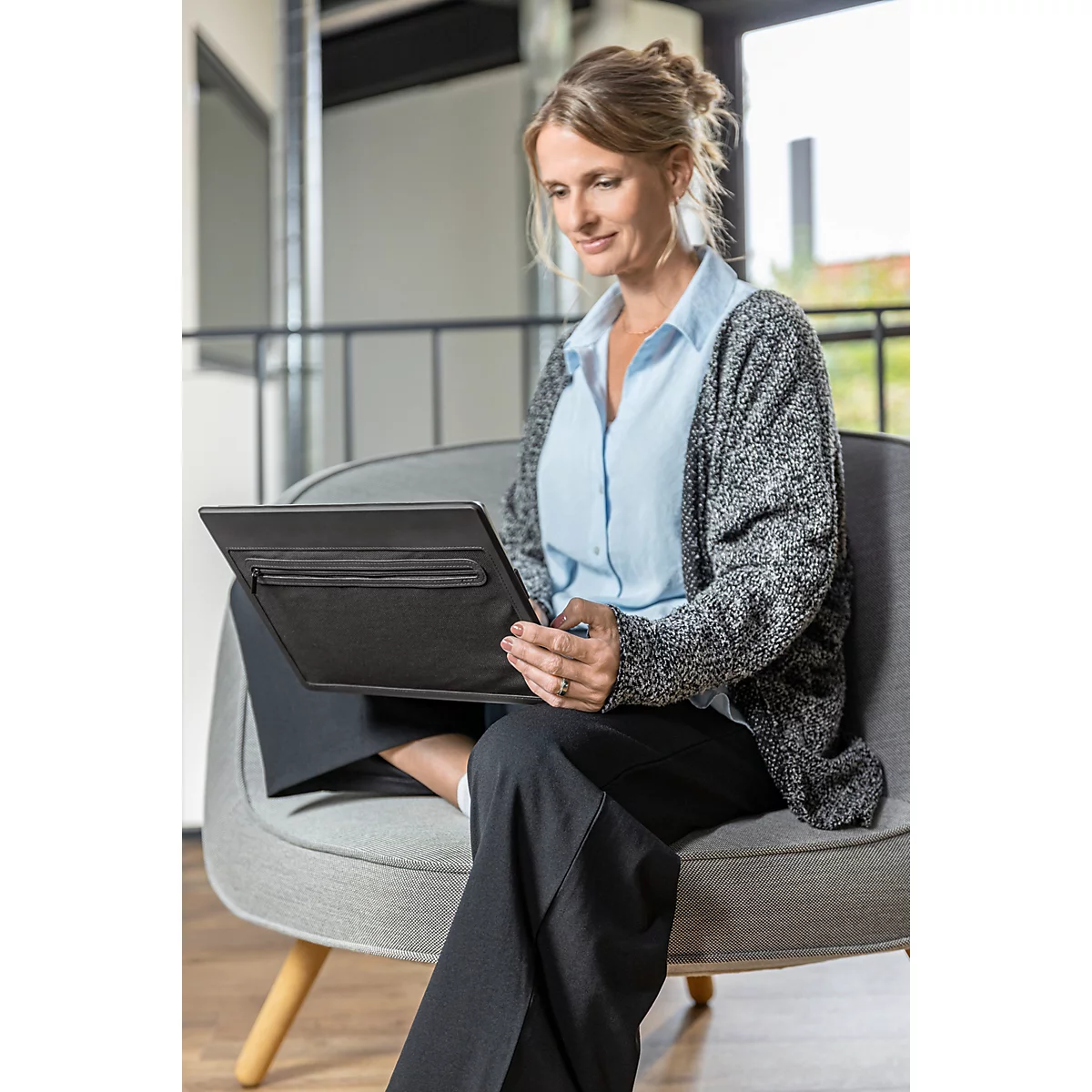 Sigel sacoche pour ordinateur portable Laptop-Case M, pour 1 ordinateur portable jusqu'à 16″, fibre de verre/PU, noir
