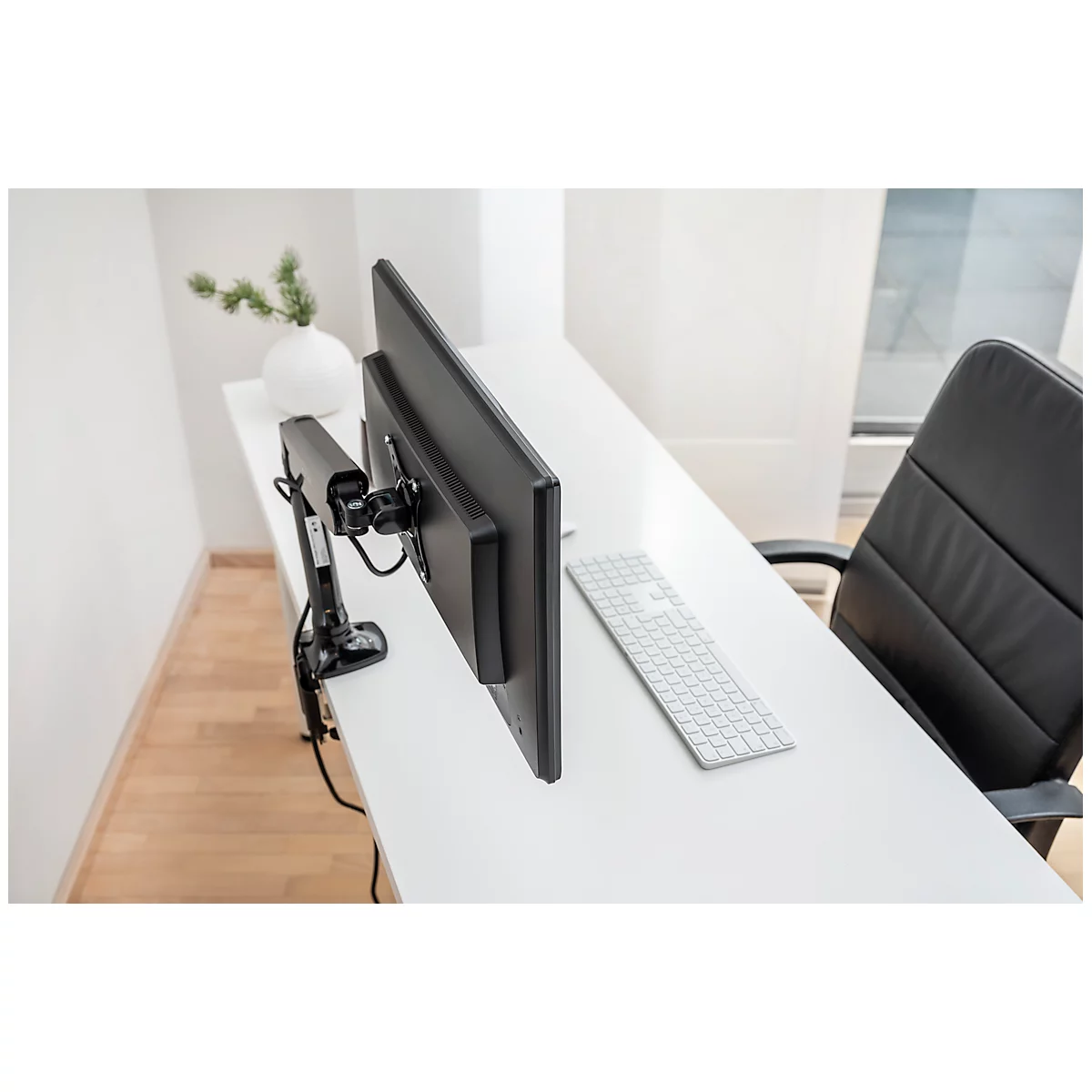 Single-Monitorarm Vantage Office, bis 27 Zoll, höhen-/tiefenverstellbar, Neigungsfunktion, VESA, schwarz