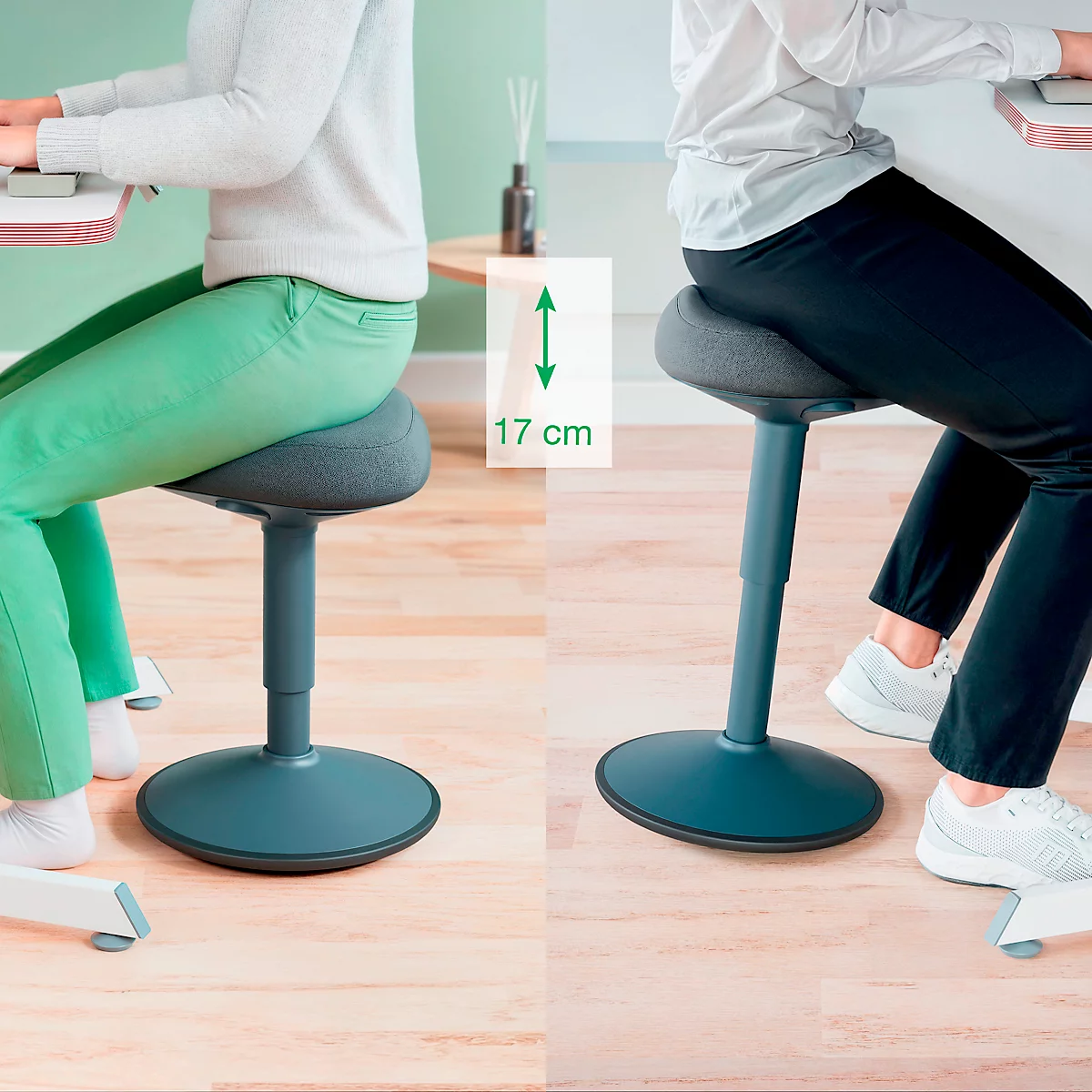 Sitzhocker Leitz Ergo Active, ergonomisch, höhenverstellbar, dreieckiger Komfortsitz, Schaumpolsterung, Tragegriff, bis 100 kg, dunkelgrau