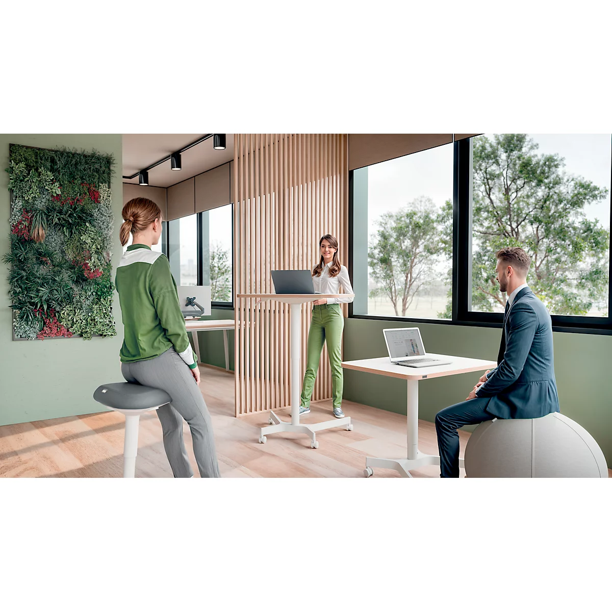 Sitzhocker Leitz Ergo Active, ergonomisch, höhenverstellbar, dreieckiger Komfortsitz, Schaumpolsterung, Tragegriff, bis 100 kg, hellgrau