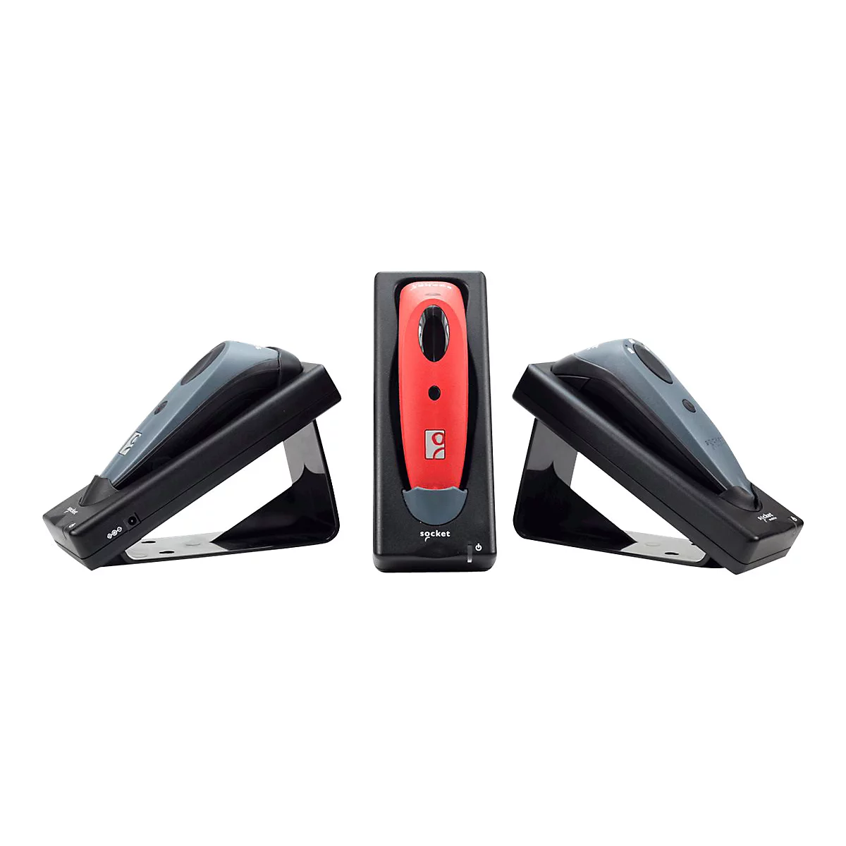 Drei Scanner in schwarzen Ladestationen. Einer rot, zwei grau. Aufschrift: Socket.