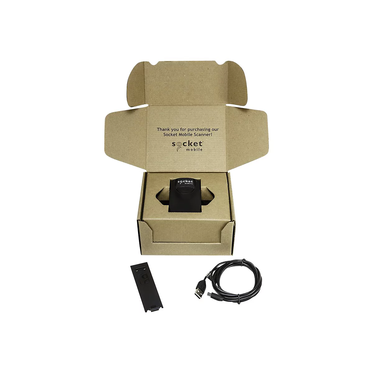 Geöffnete braune Schachtel mit schwarzem Barcodescanner, USB-Kabel und Zubehör. Aufschrift: Socket Mobile.