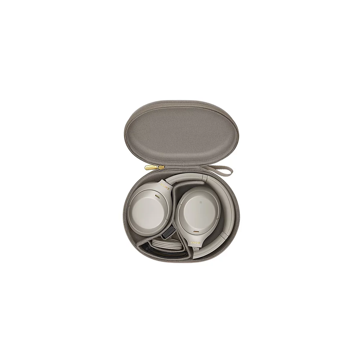 Beige KopfhÃ¶rer in grauem Etui, ReiÃŸverschluss offen.