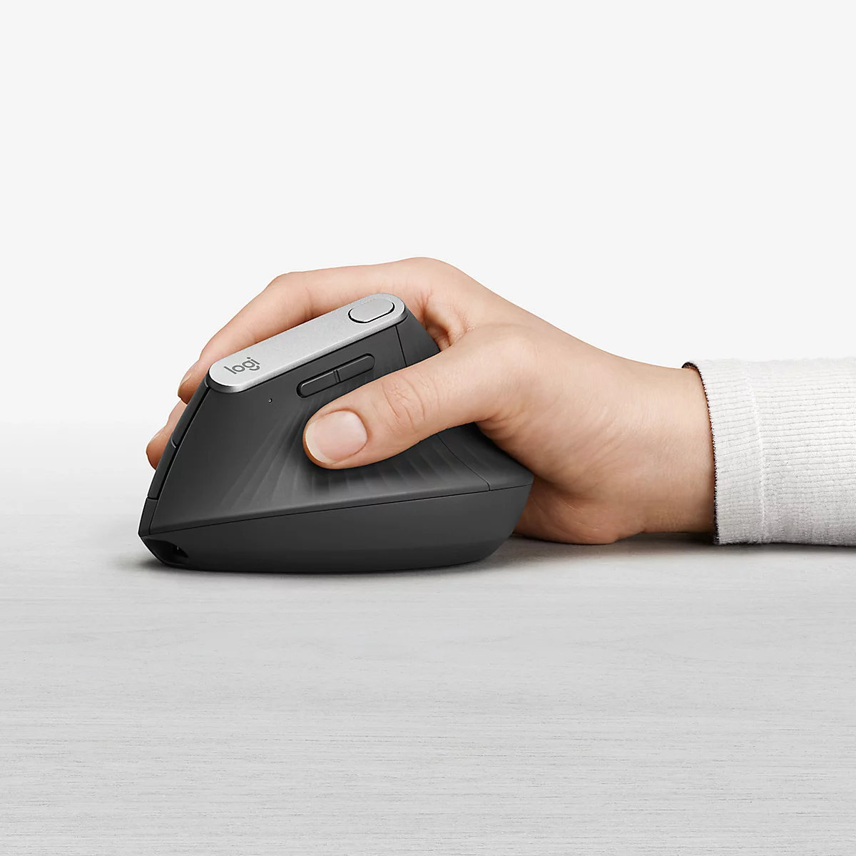 Souris verticale MX Logitech, optique, BT/câble, 6 touches, 4000 dpi, ergonomique, gris graphite