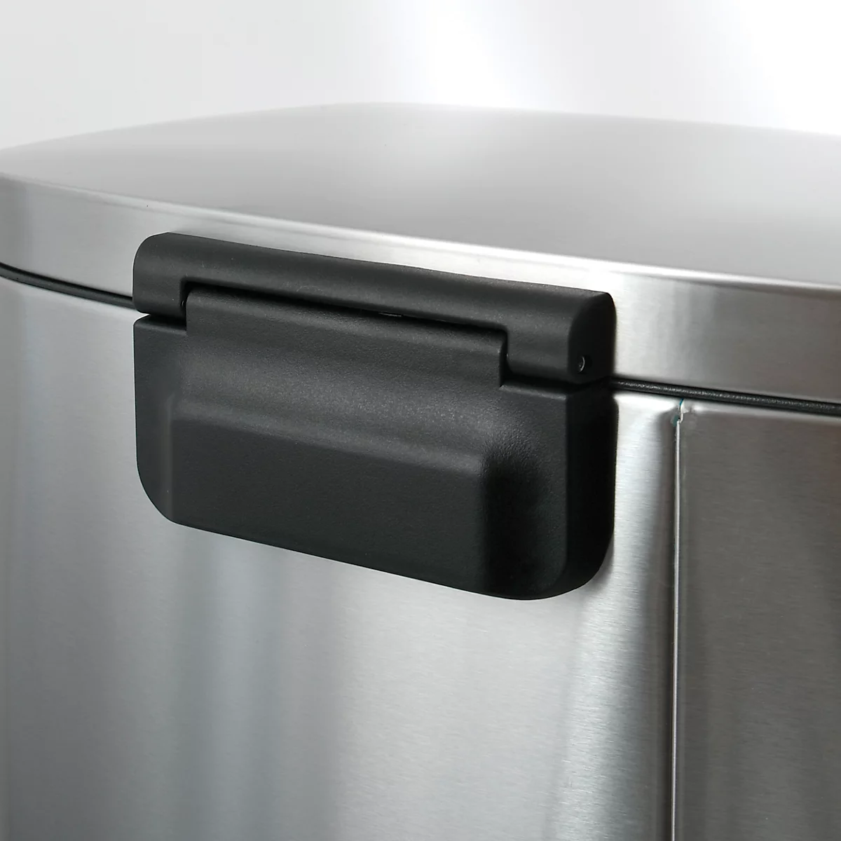 SPIRELLA Poubelle à pédale AKIRA, 30 litres, mécanisme à pédale, L 343 x l 235 x H 629 mm, inox