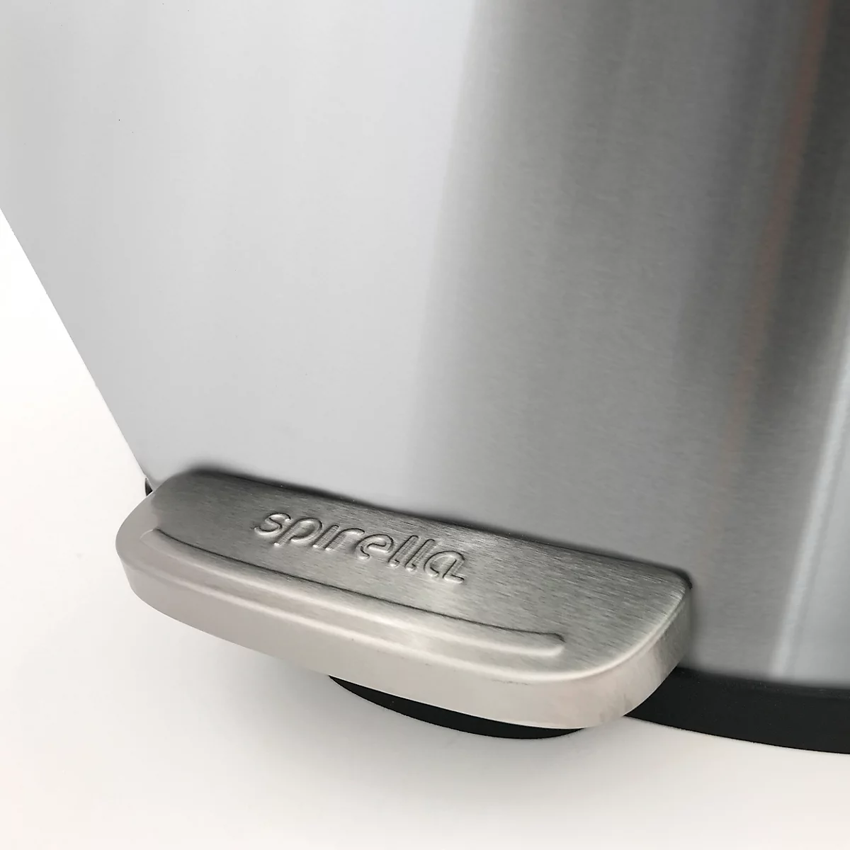 SPIRELLA Poubelle à pédale AKIRA, 50 litres, mécanisme à pédale, L 297 x L 427 x H 634 mm, inox