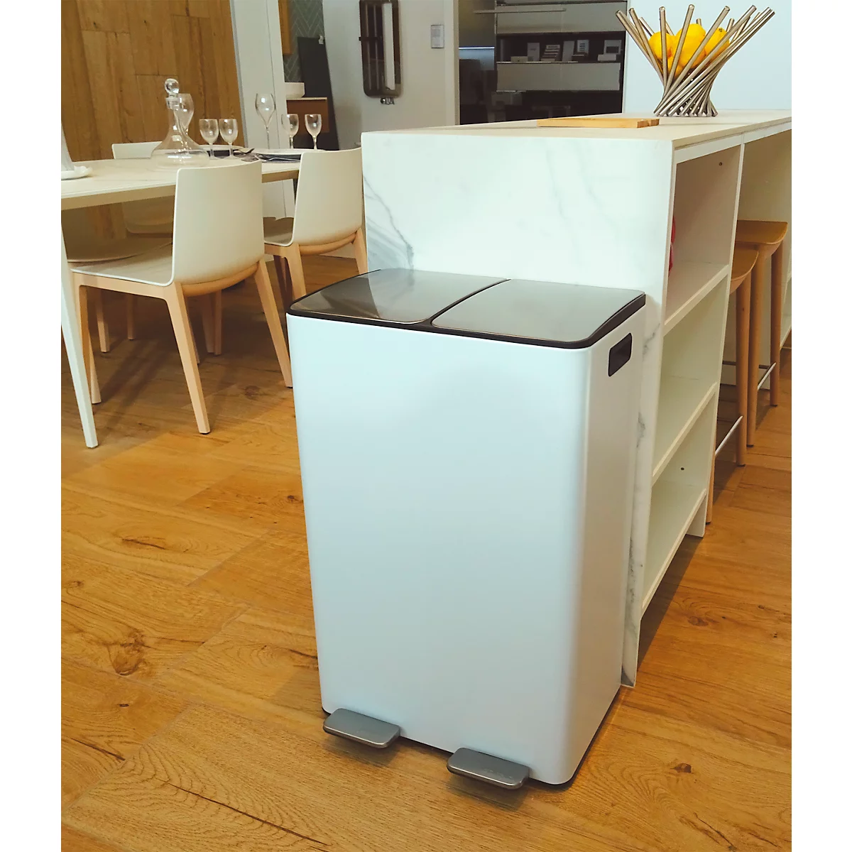 SPIRELLA Treteimer ALIYA, 2 x 30 Liter, Tretmechanismus, L 450 x B 300 x H 710 mm, matt/weiss