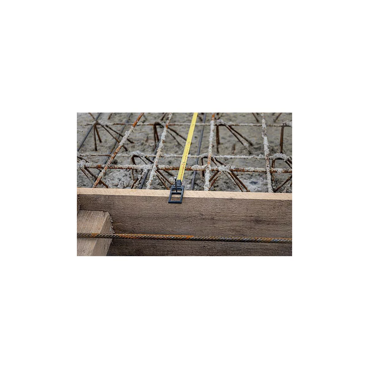 STABILA rolbandmaat LBM 1000, glasvezel, 30 m x 13 mm, geel, EG III, Y-frame, universele haak
