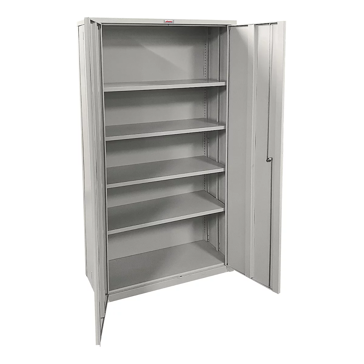 Grauer Stahlschrank mit geöffneten Türen, sechs Einlegeböden. Auf rotem Aufkleber steht "Achtung".