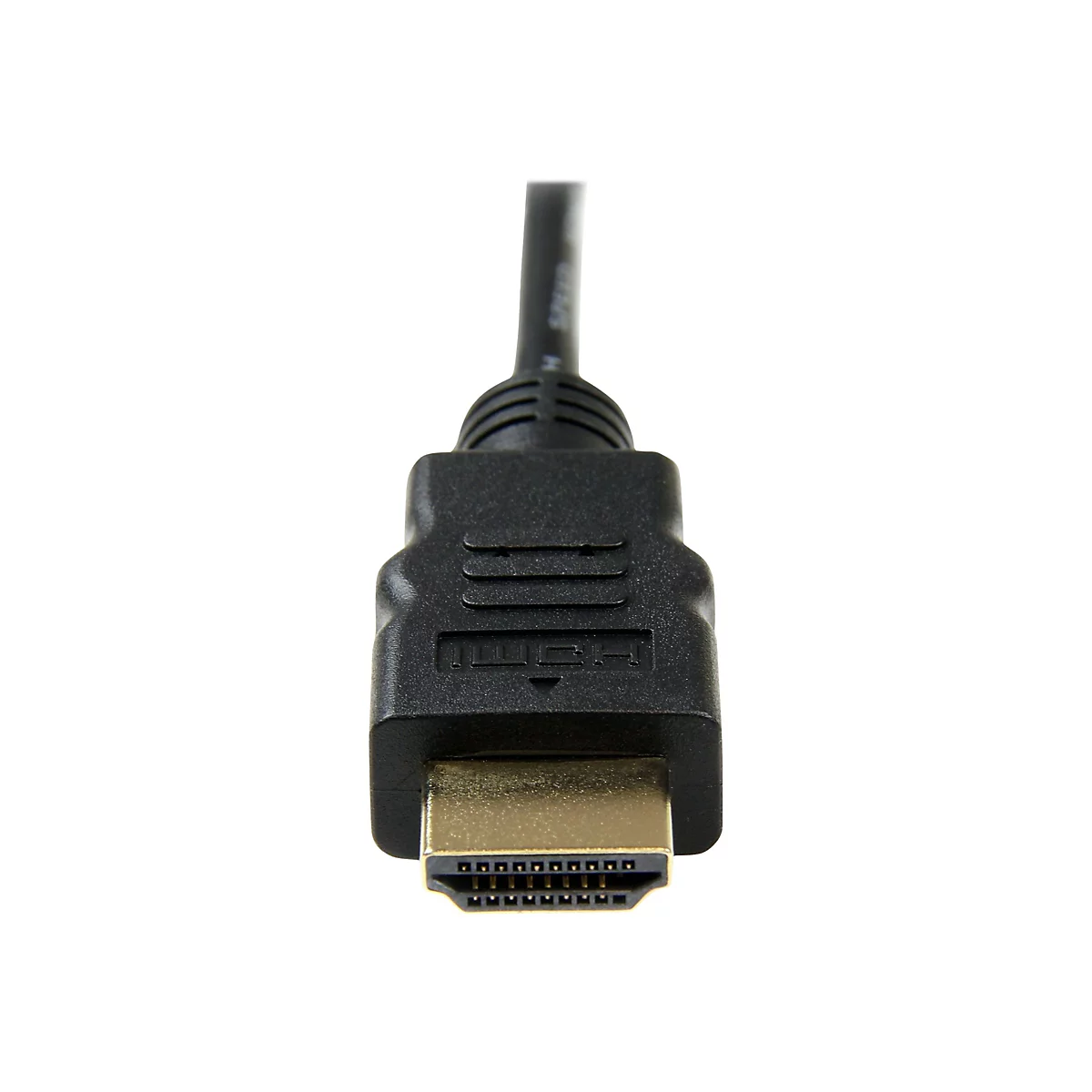 Nahaufnahme eines schwarzen HDMI-Kabels mit goldenem Anschluss. Der Stecker ist nach vorne gerichtet. Der Hintergrund ist weiss.