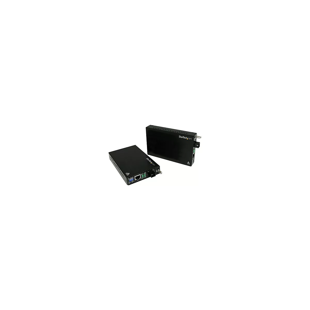 Zwei schwarze Netzwerkadapter, StarTech.com Logo, verschiedene Anschlüsse.
