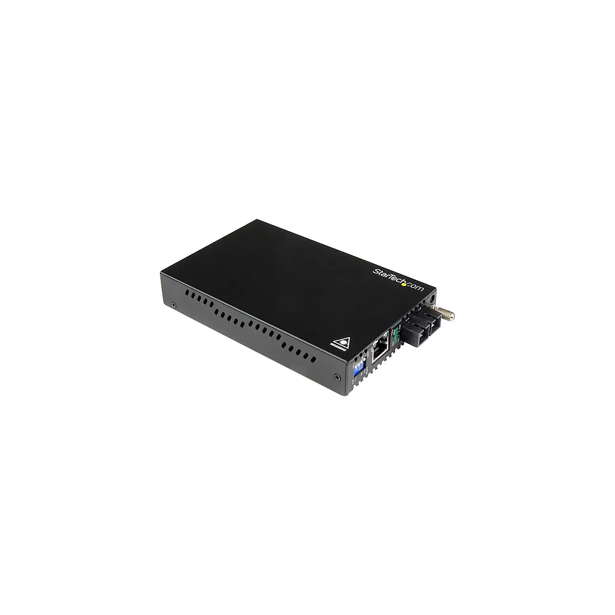 Schwarzer Netzwerk-Switch, mit "StarTech.com" Logo. Er hat Löcher an der Seite und Anschlüsse.