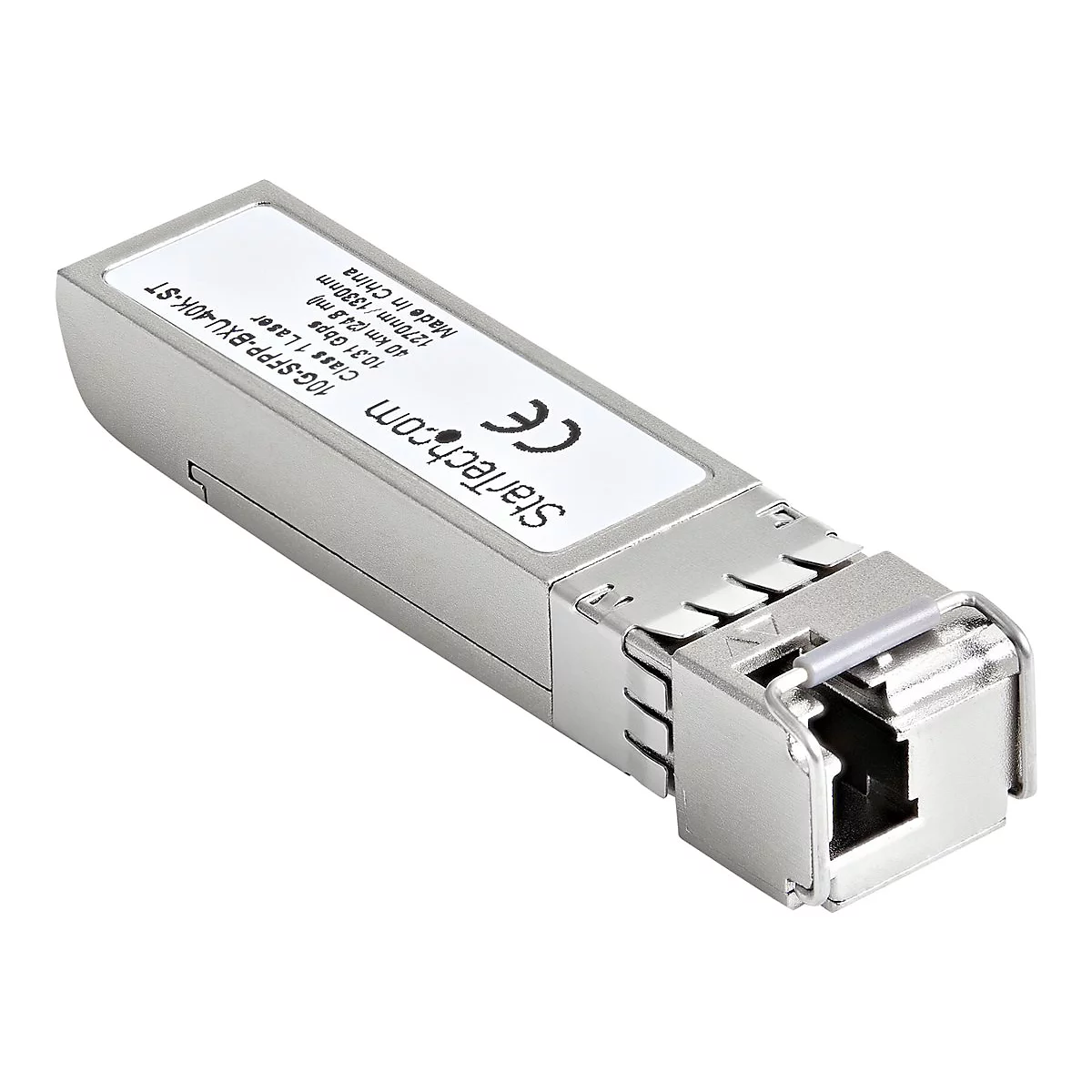 Ein silbernes Netzwerk-Transceiver-Modul mit Textaufdrucken wie "StarTech.com" und technischen Details.
