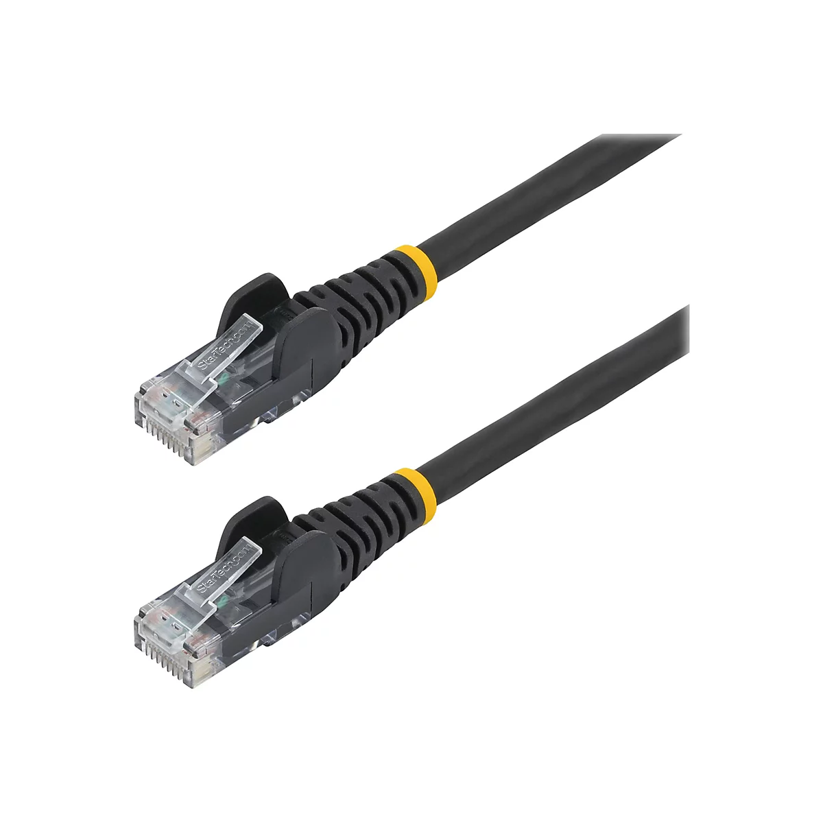 Zwei schwarze Netzwerkkabel mit schwarzen Steckern, gelben Akzenten und StarTech.com-Logo auf weißem Hintergrund.