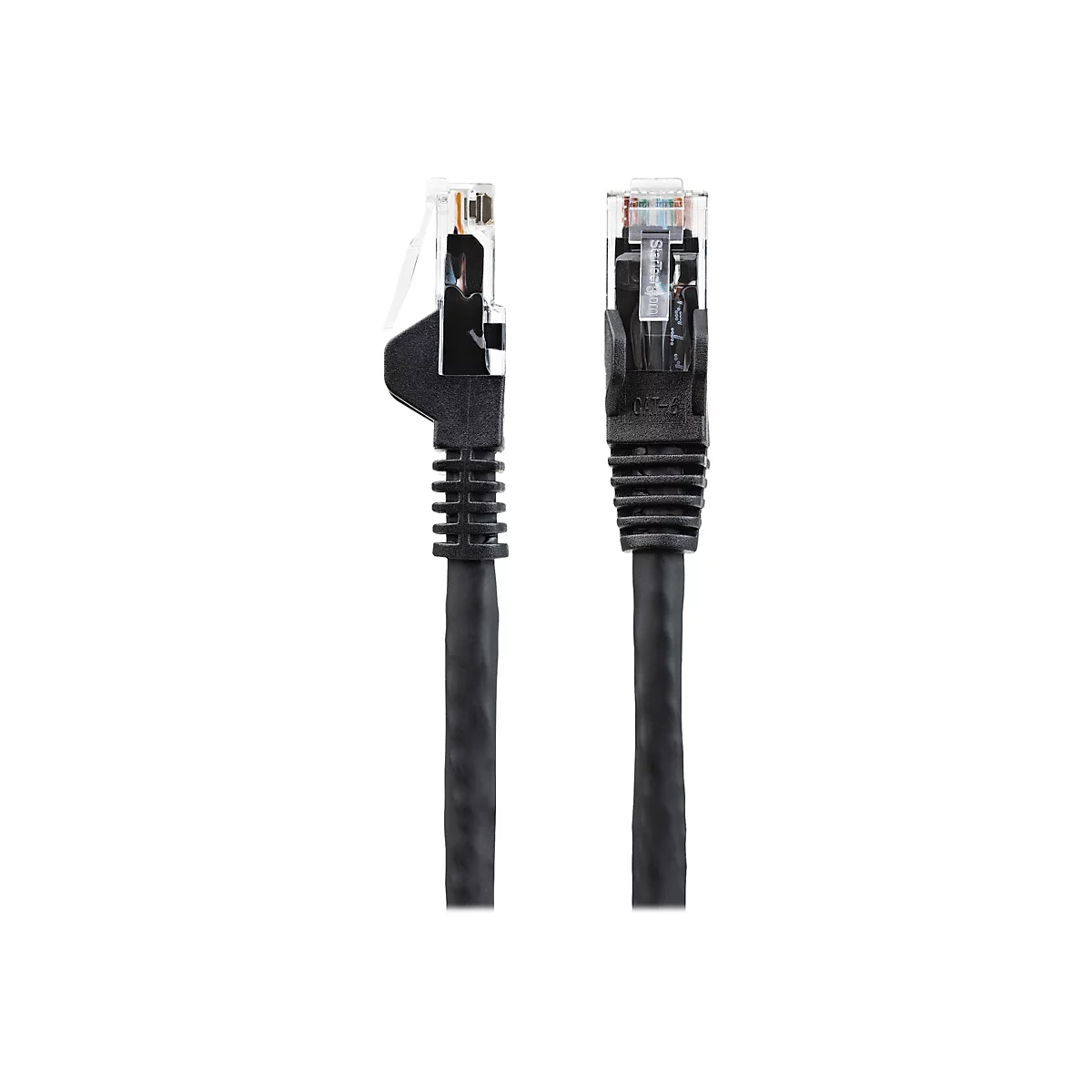 Zwei schwarze Netzwerkkabel nebeneinander. Kabelstecker zeigen Beschriftung "Startech.com" und "CAT-6".
