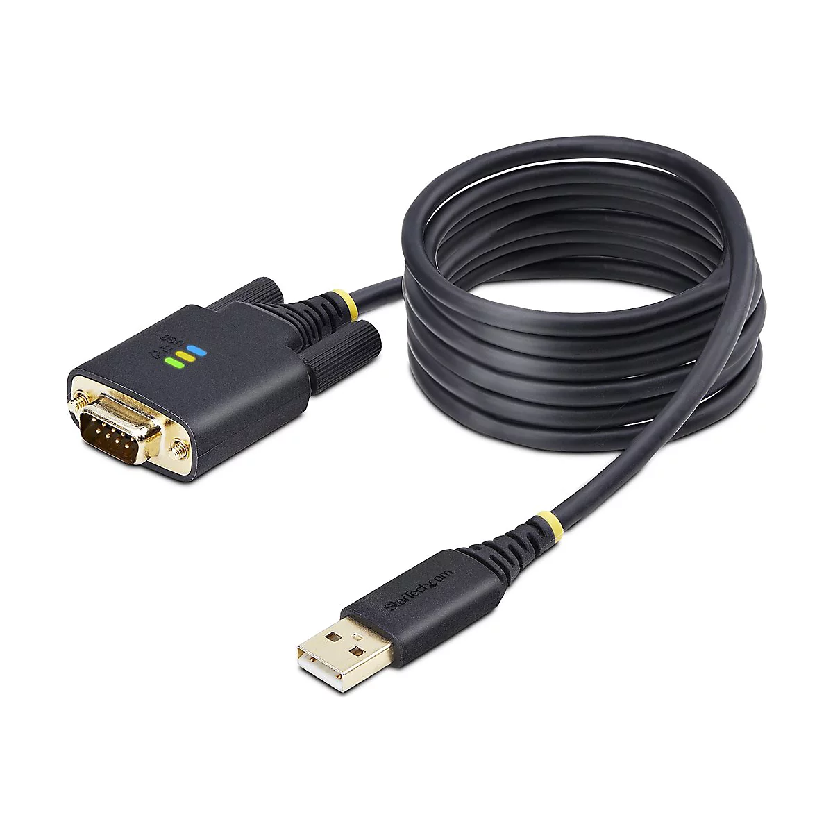 Schwarzes USB-zu-RS232-Kabel mit Steckern an beiden Enden. Der Stecker zeigt leuchtende grüne, blaue und gelbe Lichter.