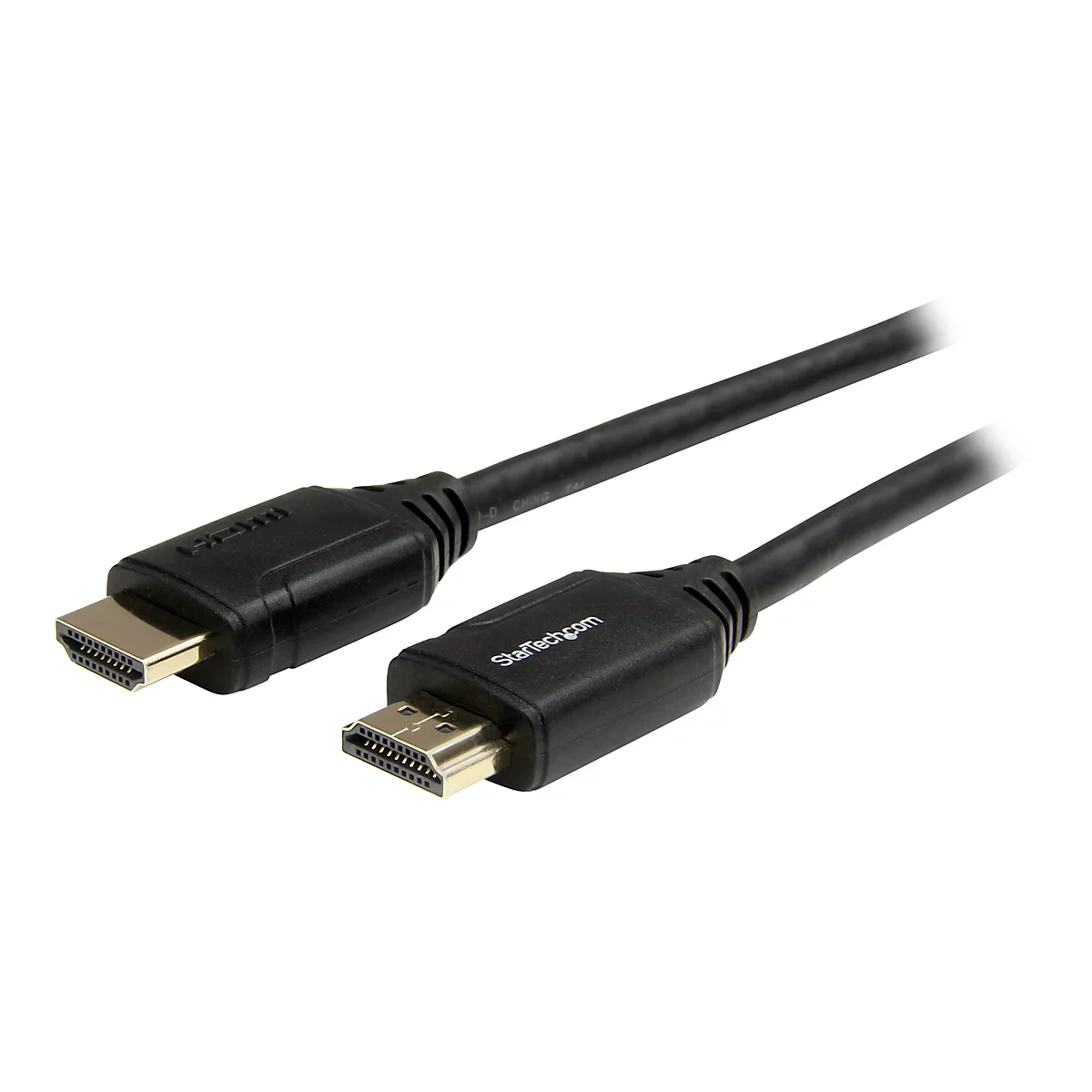 Un câble HDMI noir avec des connecteurs aux deux extrémités ; le câble est posé sur un fond blanc.