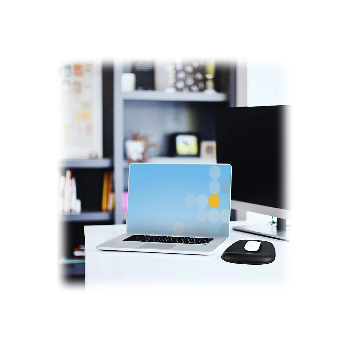 StarTech.com Ergonomisches Mauspad mit Gelkissen, 17x18x2cm, Gepolstertes Gel Mauspad für ergonomischer Arbeitsplatz mit Handgelenkauflage und rutschfeste PU-Basis unterlage (B-ERGO-MOUSE-PAD) - Mauspad mit Handgelenkpolsterkissen - Schwarz - TAA-...