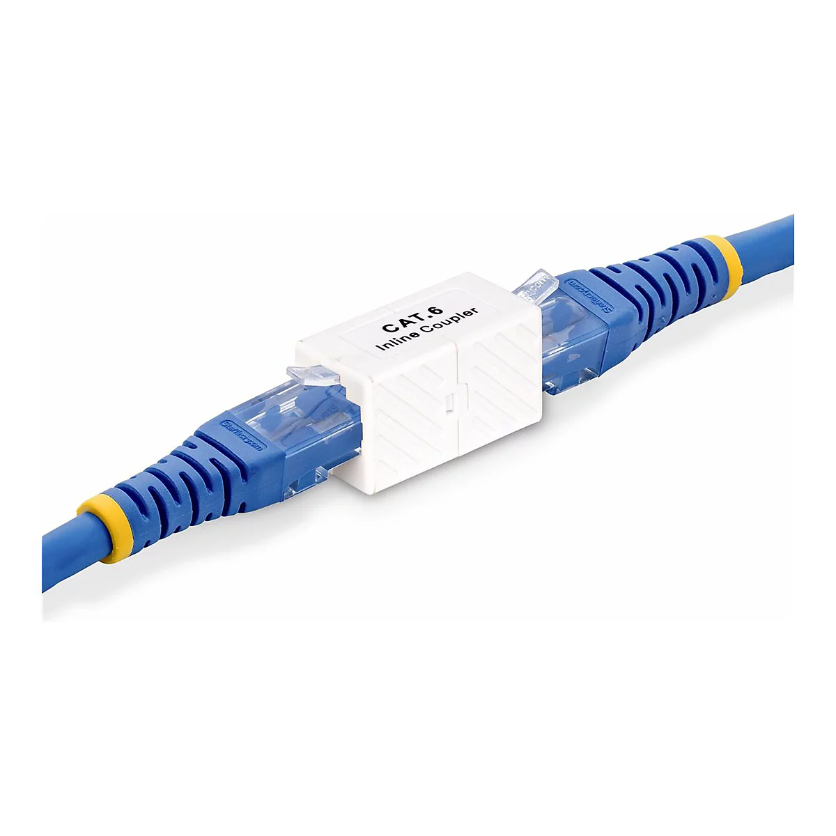 Blaues CAT.6 Inline-Kabel-Koppler verbindet zwei blaue Ethernet-Kabel. Auf dem Koppler steht CAT.6 Inline Coupler.