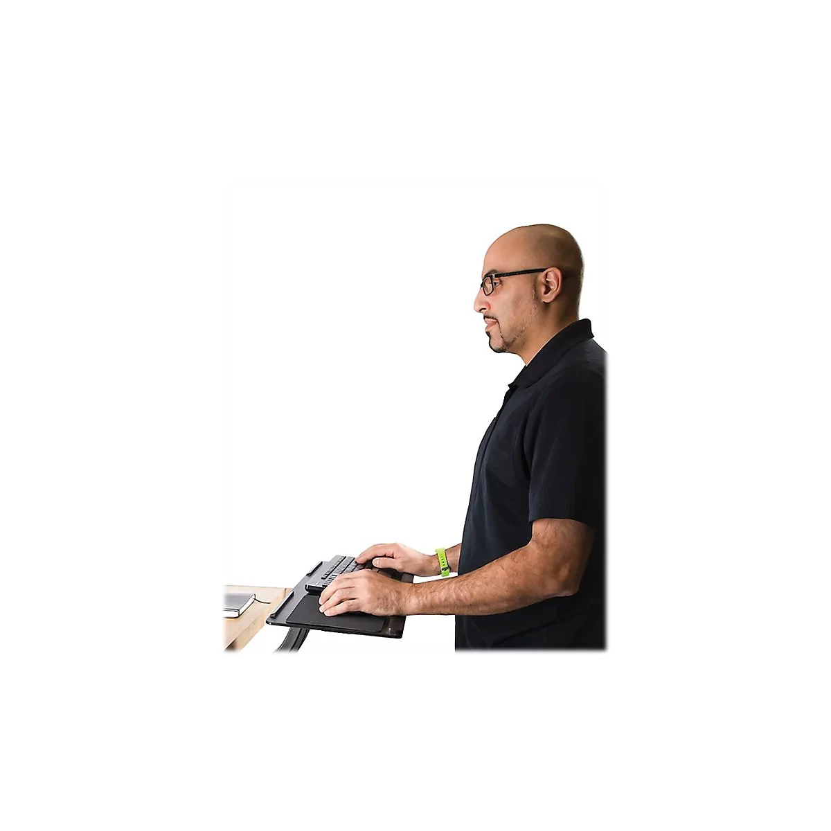 StarTech.com Tastaturablage - Höhenverstellbare Tastatur und Mausablage, 25 x 66 cm - Ergonomische Schreibtisch/Computer Tastaturablage mit Mauspad & Handgelenkauflage - Kipp/Drehfunktion (KBTRAYADJ2) - Tastatur-/Mausablage - unter Tisch montierbar