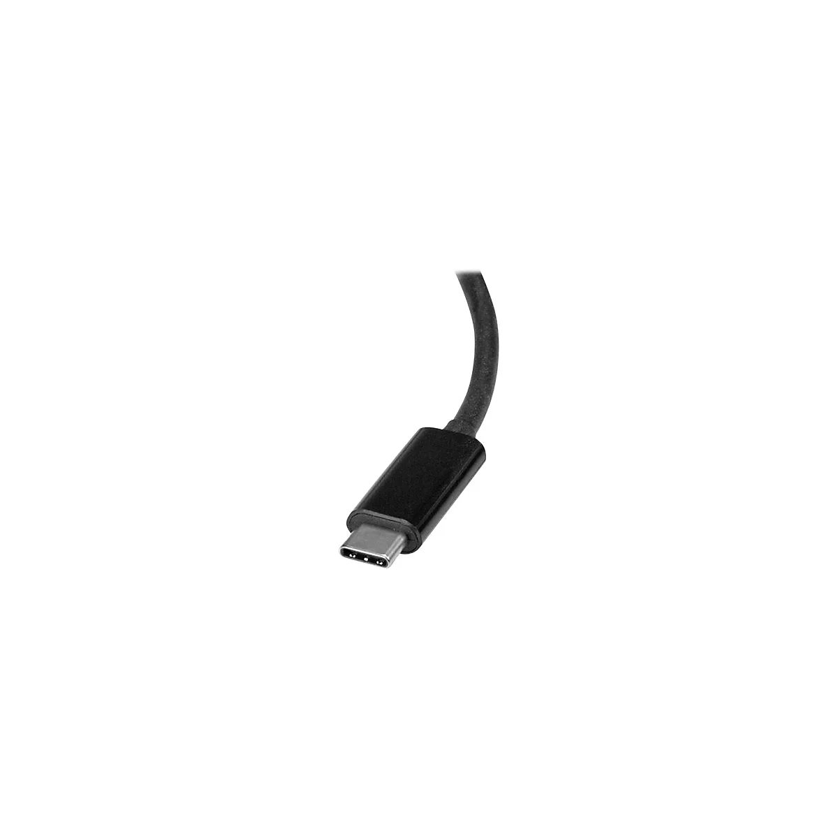 Nahaufnahme eines schwarzen USB-C-Kabels vor weißem Hintergrund. Der Stecker ist im Fokus.