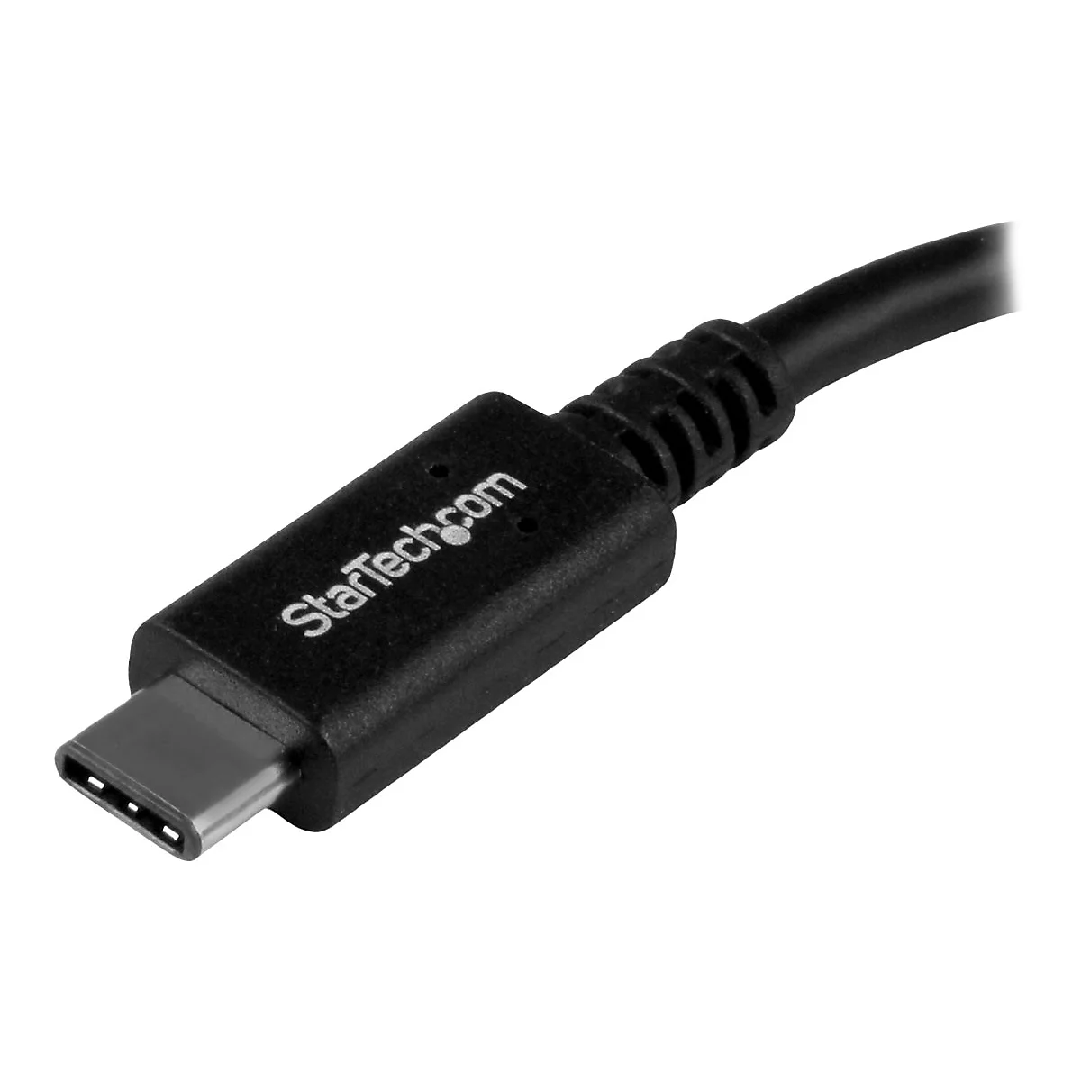 Nahaufnahme eines schwarzen USB-C-Kabels mit dem StarTech.com Logo.