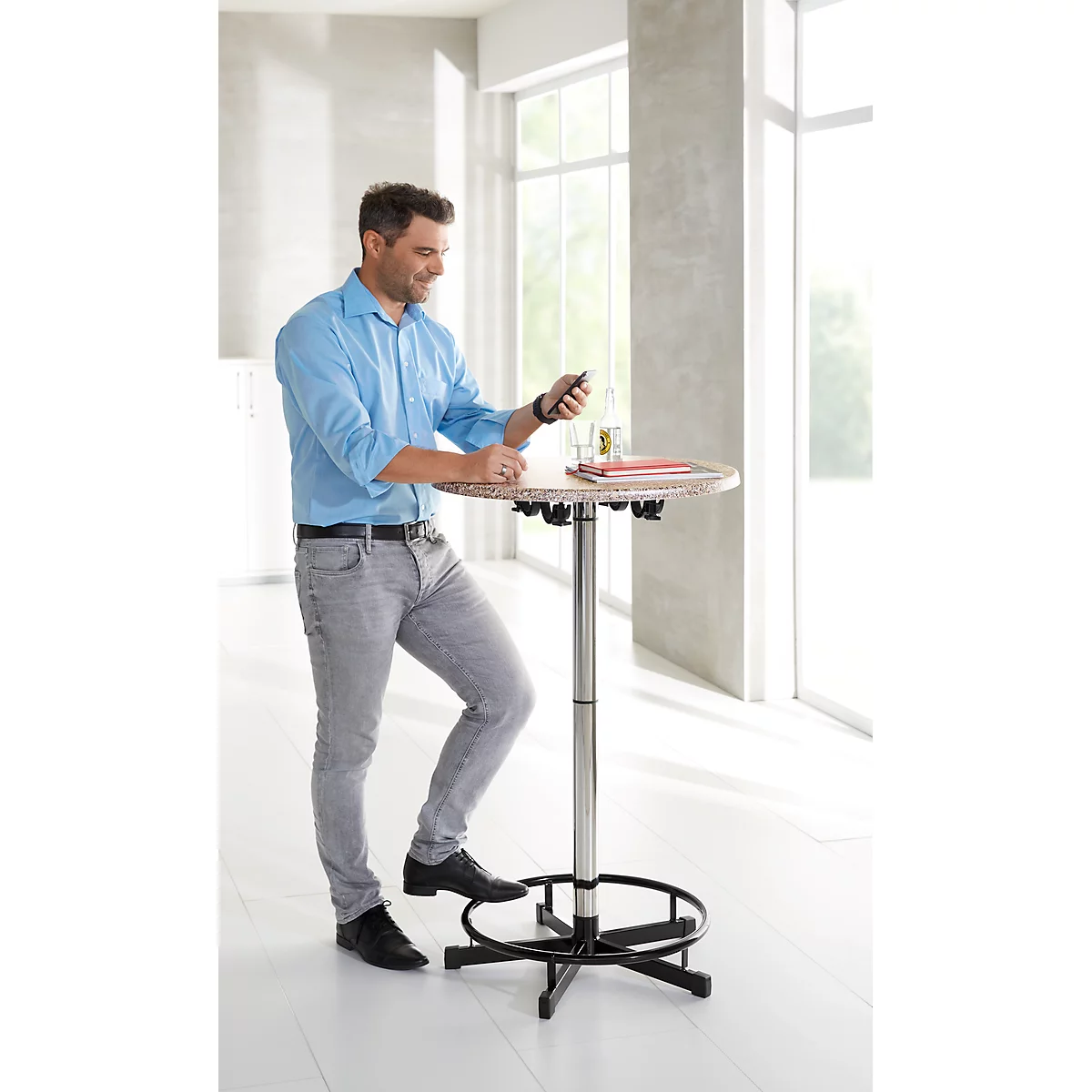 Statafel, weerbestendig, Ø 700 x H 720 - 1200 mm, beige gemarmerd