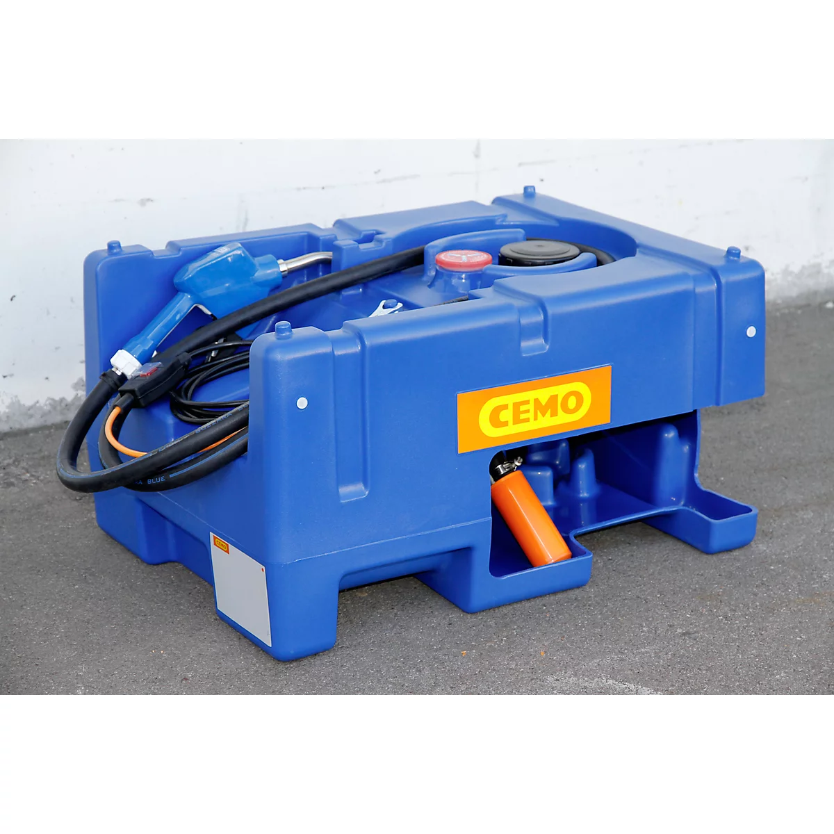 Station-service mobile CEMO Blue-Mobil EASY, avec pompe submersible CENTRI SP30 12 V, réservoir de 125 l pour AdBlue®, L 800 x P 600 x H 450 mm