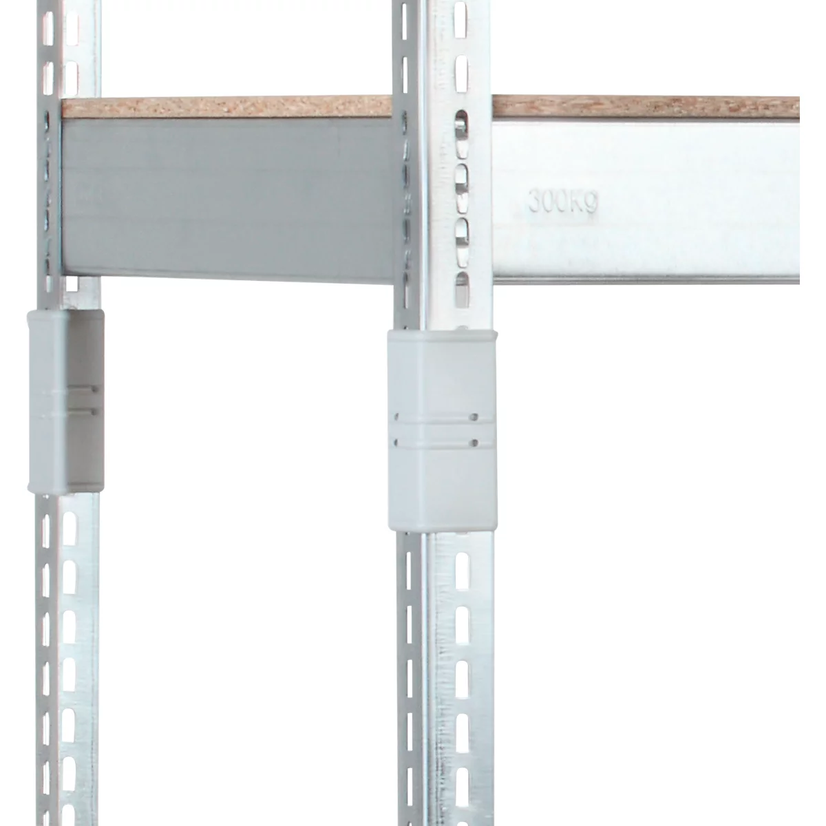 Detailaufnahme einer Regalhalterung, mit grauem Halter, weißer Steckvorrichtung und Holzboden. Auf der Seite steht 300 KG.
