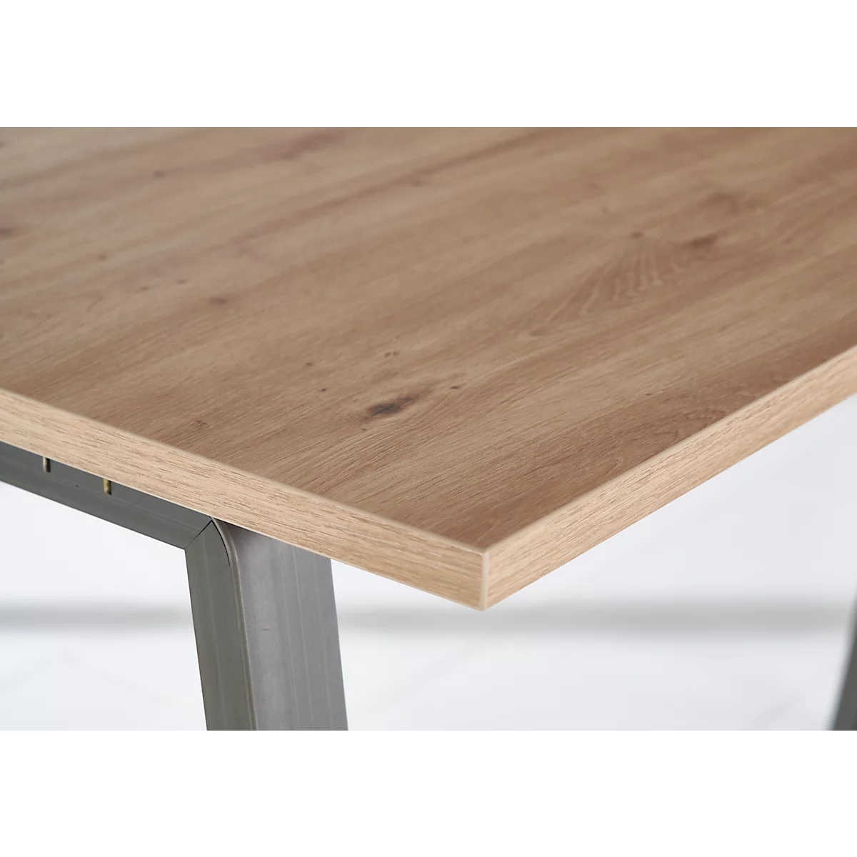 Stehtisch Meeting Point, rechteckig, A-Fuß-Gestell, B 1750 x T 680 x H 1042 mm, Asteiche/anthrazit