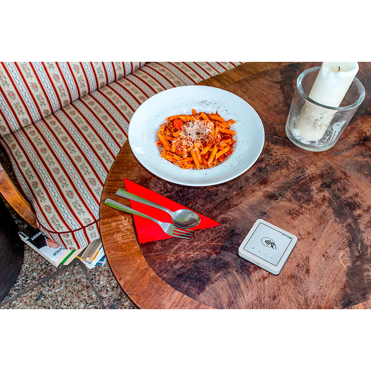 SumUp Solo – mobiles Kartenterminal mit Touchscreen, kostenloser Datenverbindung & schneller Auszahlung, nur für Österreich