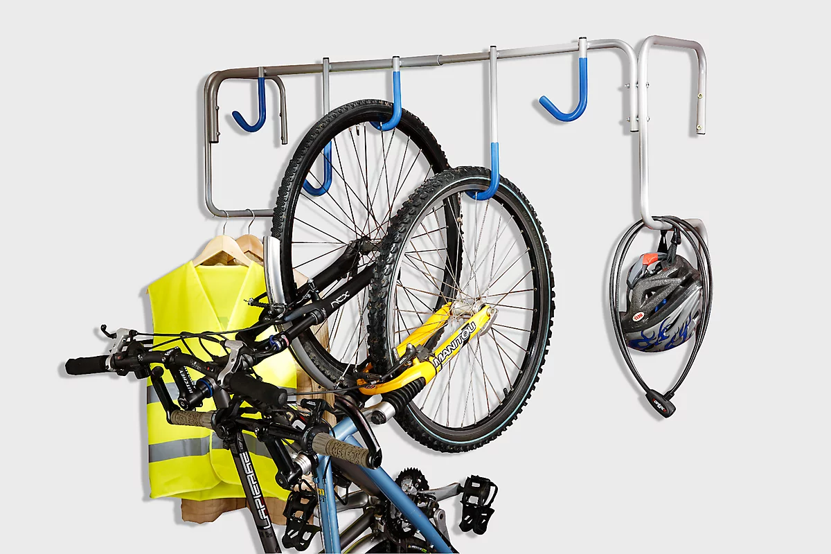 Support à vélos incliné verticalement WSM, 1 côté, l. 440 x P 360 x H 640 mm, acier, revêtement par poudre & rouge laqué, 5 fentes de suspension