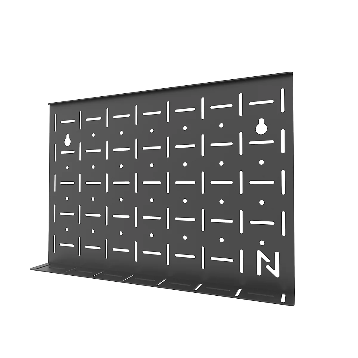 Panneau perforé en métal gris foncé avec des motifs et des découpes blancs. Le tableau a une étagère.