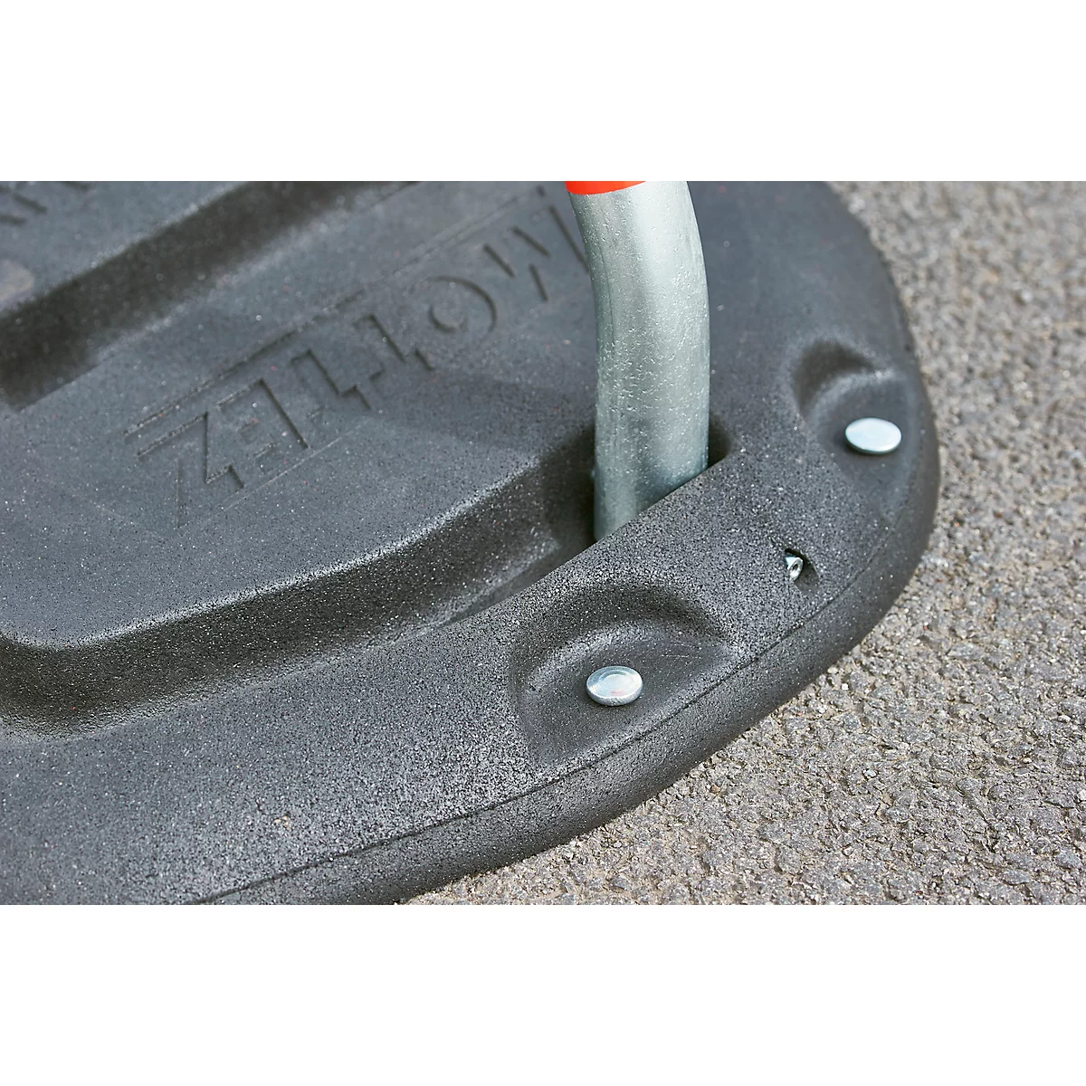 Support de parking Mottez avec socle en caoutchouc, serrure à cylindre européen, L 680 x P 720 x H 400 mm