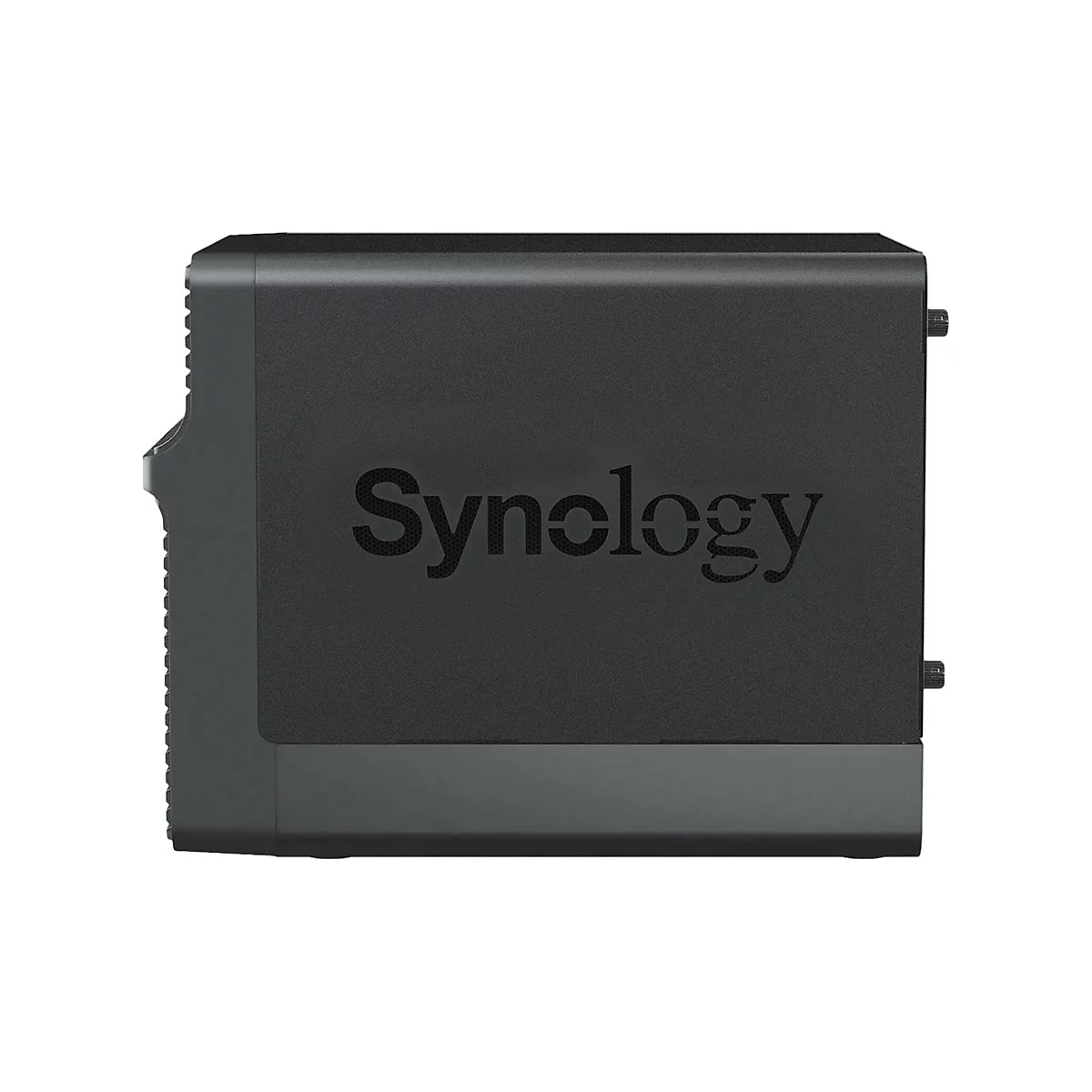 Schwarzes Synology NAS-Gerät. Der Schriftzug Synology ist auf der Vorderseite abgebildet.