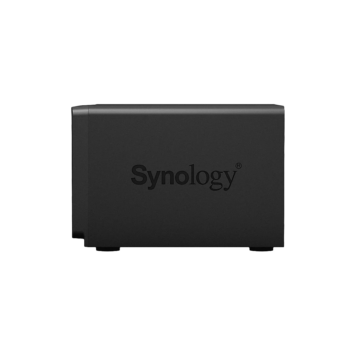 Appareil NAS noir avec le logo 'Synology'. L'appareil repose sur de petits pieds.