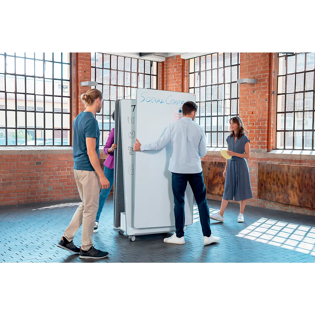Système de tableau blanc et de tableau de notes mobile Nobo Move &amp; Meet, 2 tableaux blancs, 2 tableaux de notes, 900 x 1800 mm, magnétique, mobile