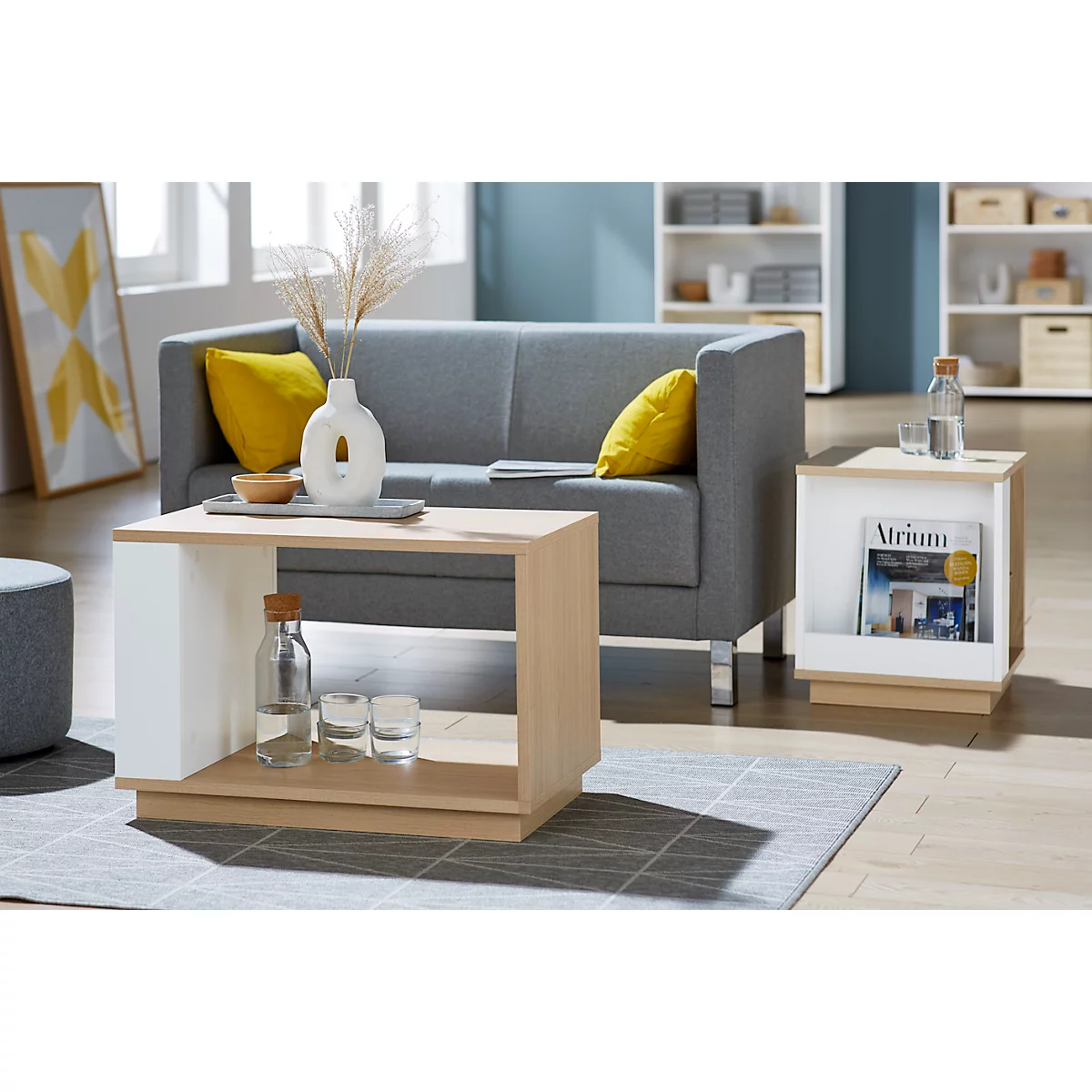 Table d'appoint Ella, compartiment latéral, L 400 x P 400 x H 470 mm, chêne clair/blanc