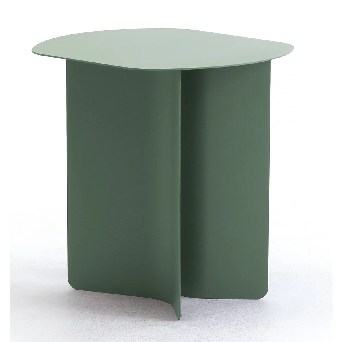 Table d'appoint minimaliste vert sauge avec piètement en croix sur fond blanc.