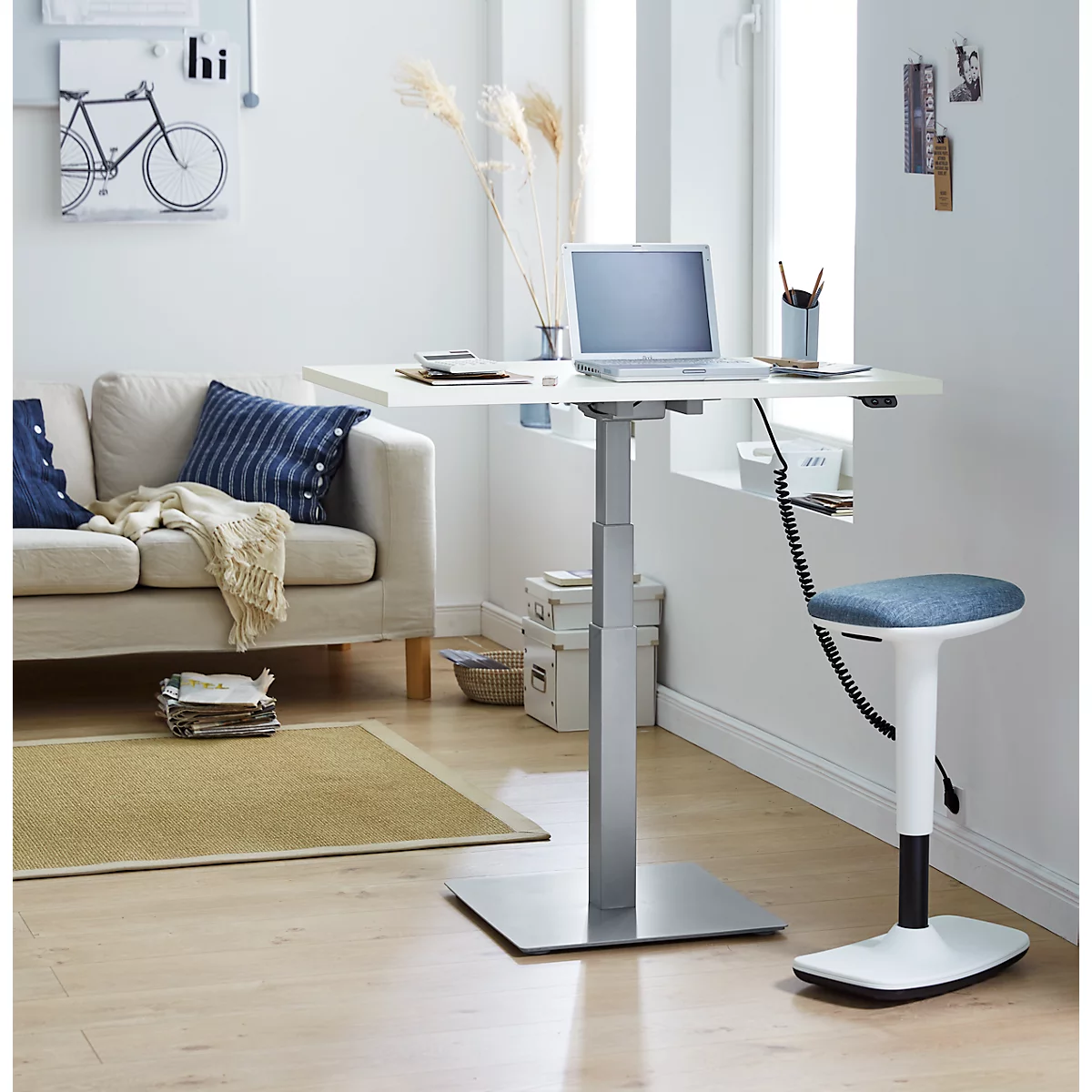 Table d'appoint Start Off, réglable en hauteur électriquement, rectangulaire, pied colonne, L 1000 x P 600 x H 635-1285 mm, blanc/aluminium blanc