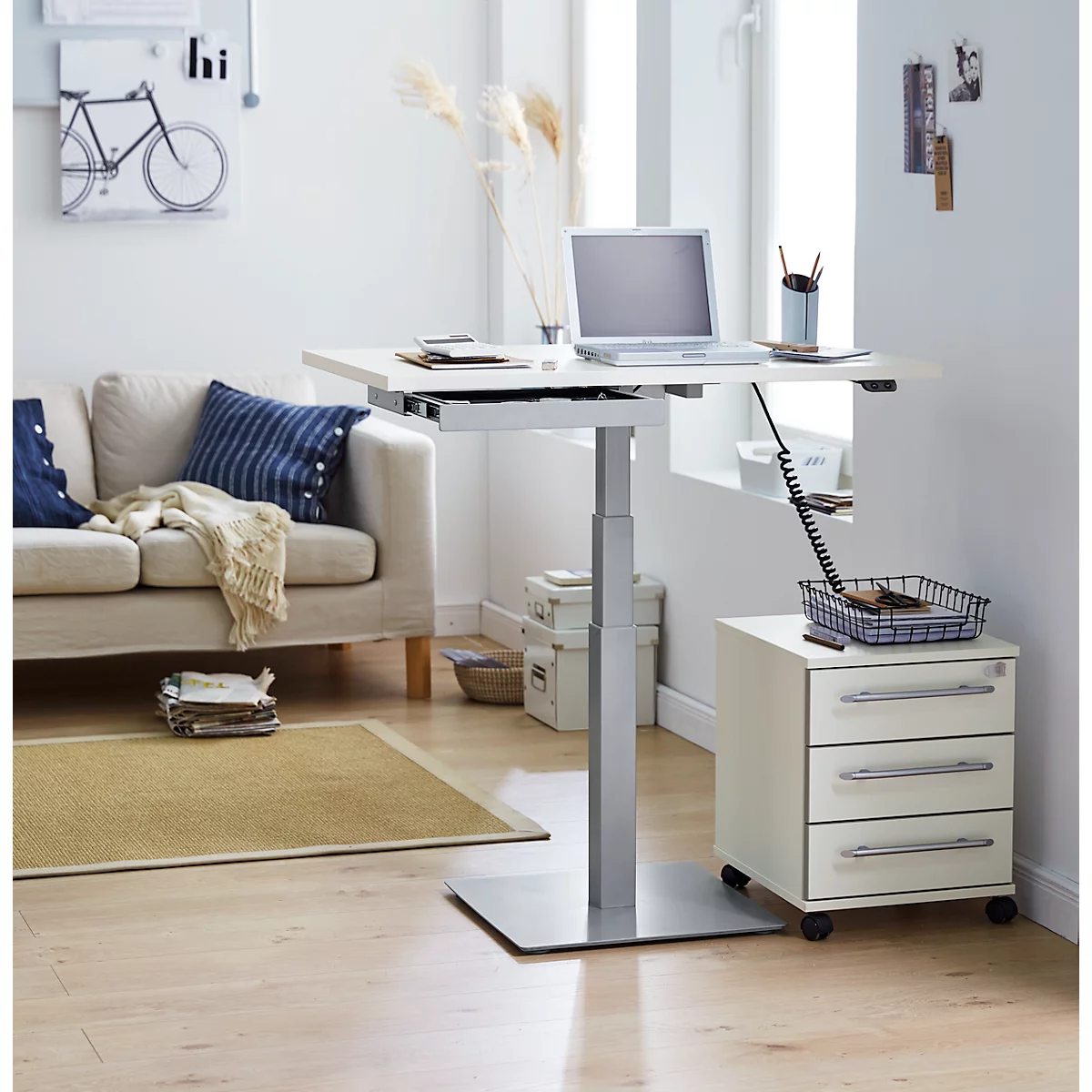 Table d'appoint Start Off, réglable en hauteur électriquement, rectangulaire, pied colonne, L 1000 x P 600 x H 635-1285 mm, blanc/aluminium blanc